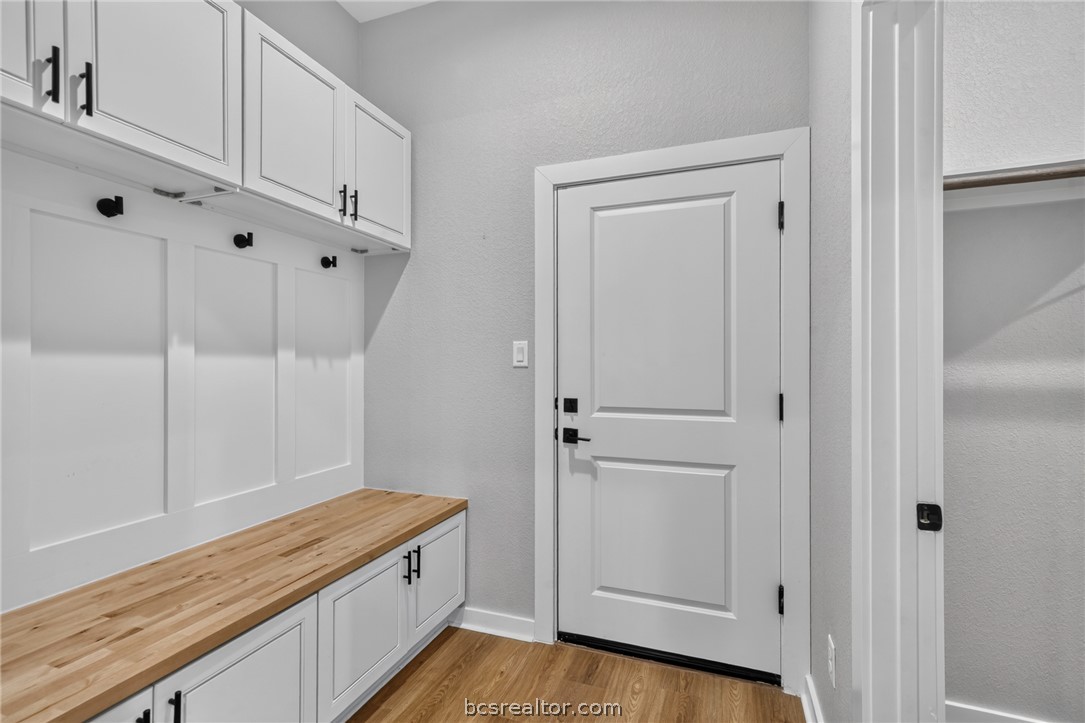 2105 Aleppo Court