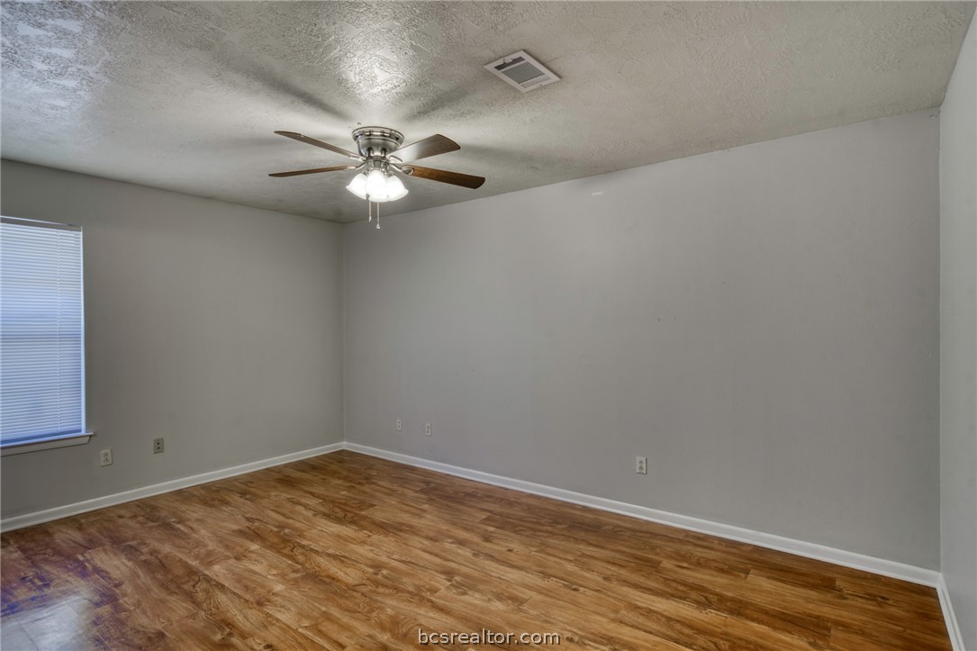910 Spring Loop B