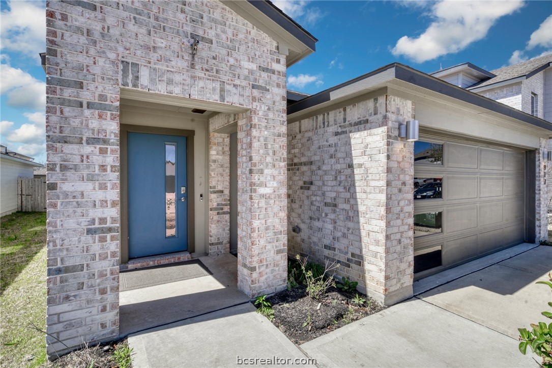 917 Kickapoo Lane