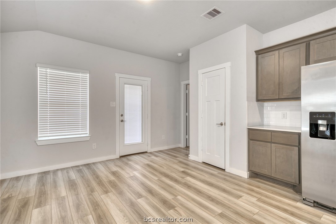 917 Kickapoo Lane