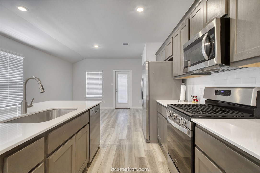 917 Kickapoo Lane