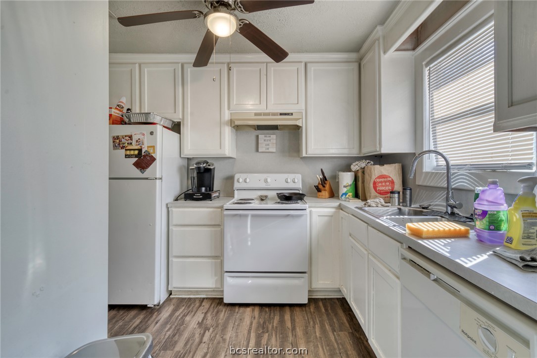 3403 Coastal Drive