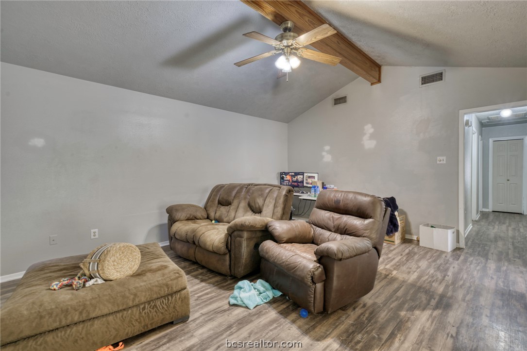 3403 Coastal Drive