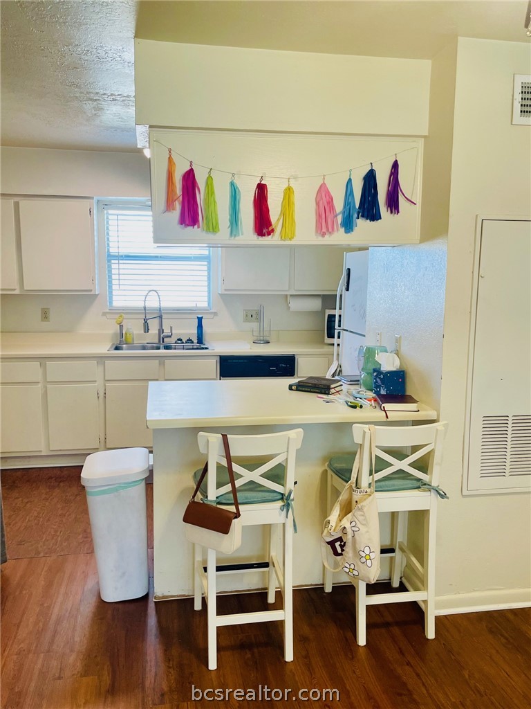 922 Spring Loop A