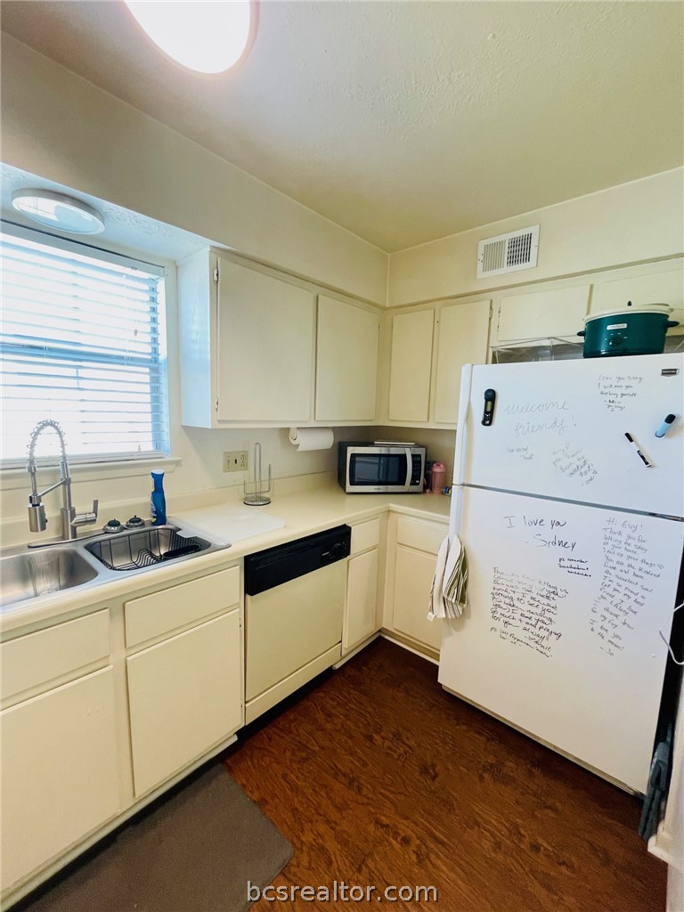 922 Spring Loop A