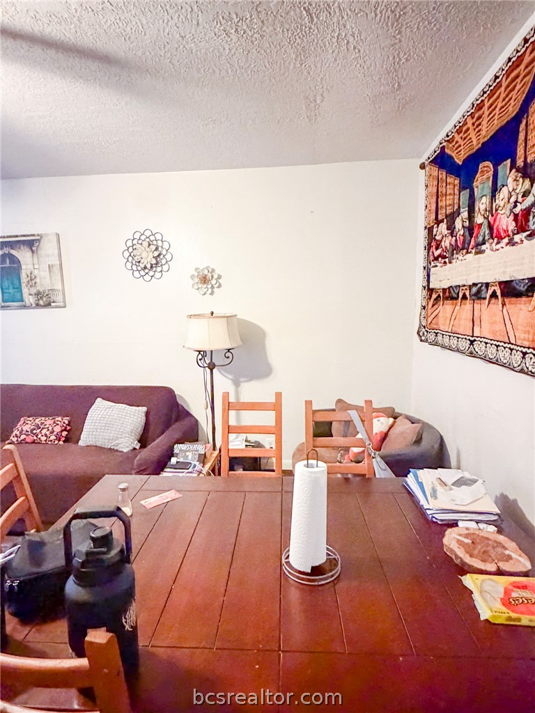 1225 Airline Drive