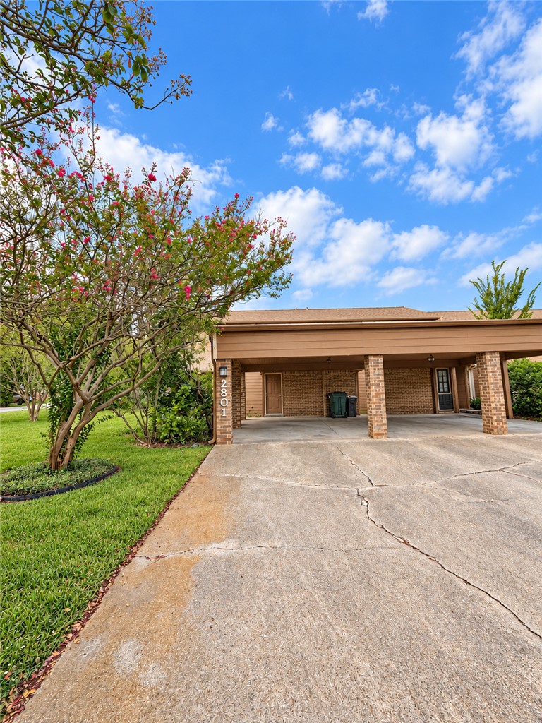 2801 Oakside Drive