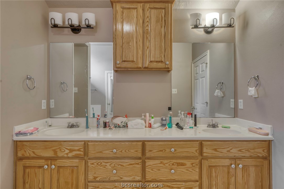 3303 Von Trapp Lane