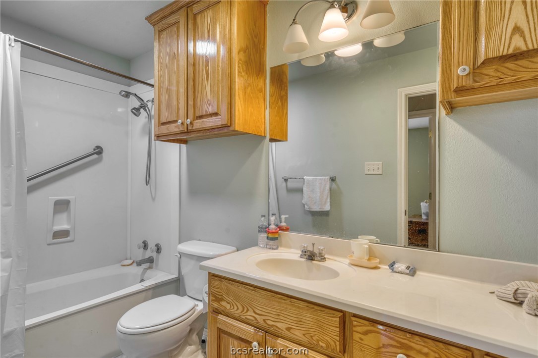 3303 Von Trapp Lane