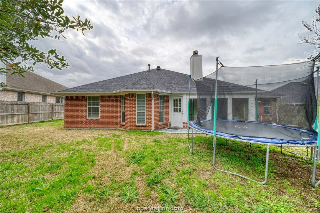 3303 Von Trapp Lane