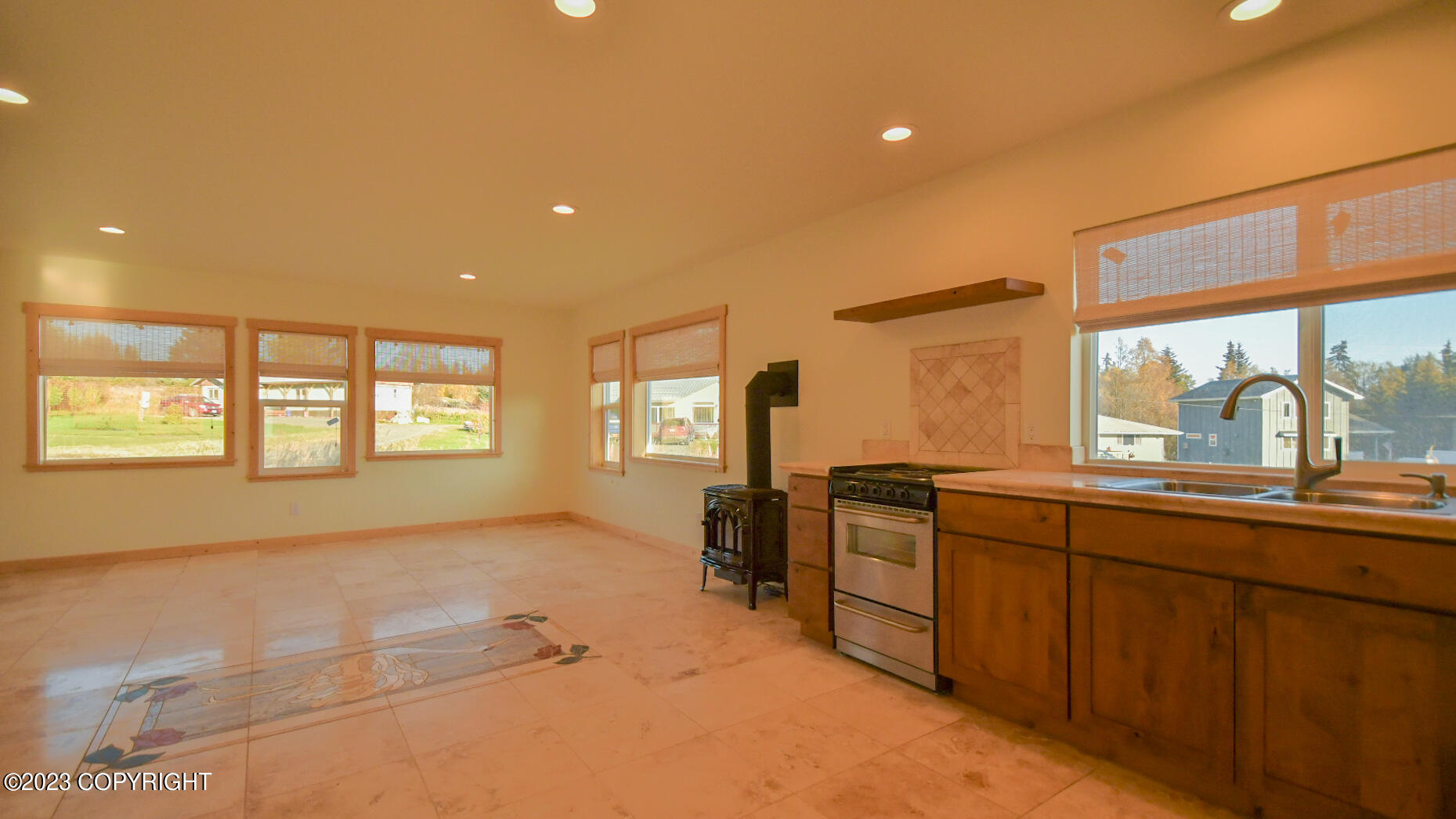 4501 Mariner Drive