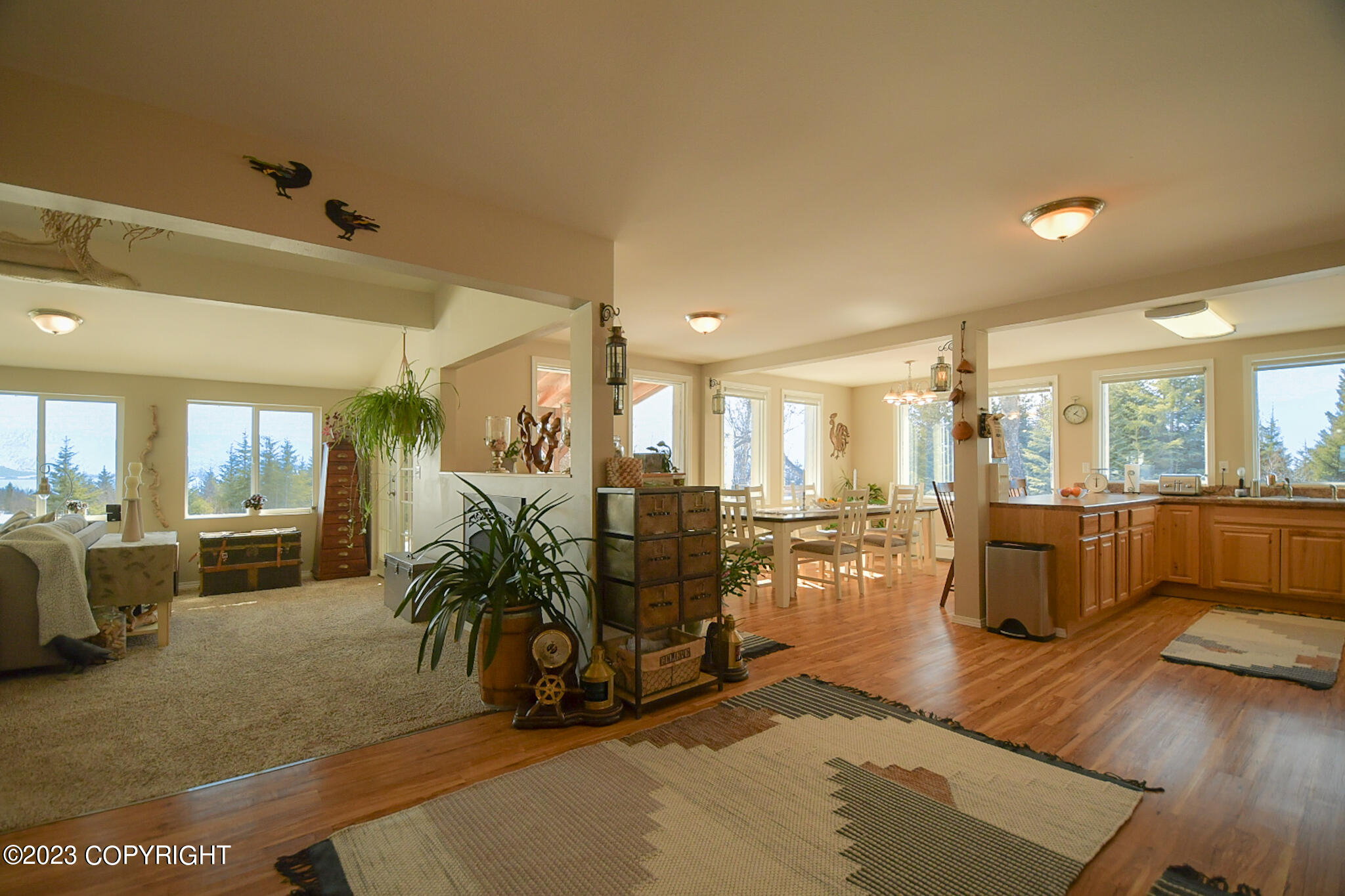 38450 Woody Circle
