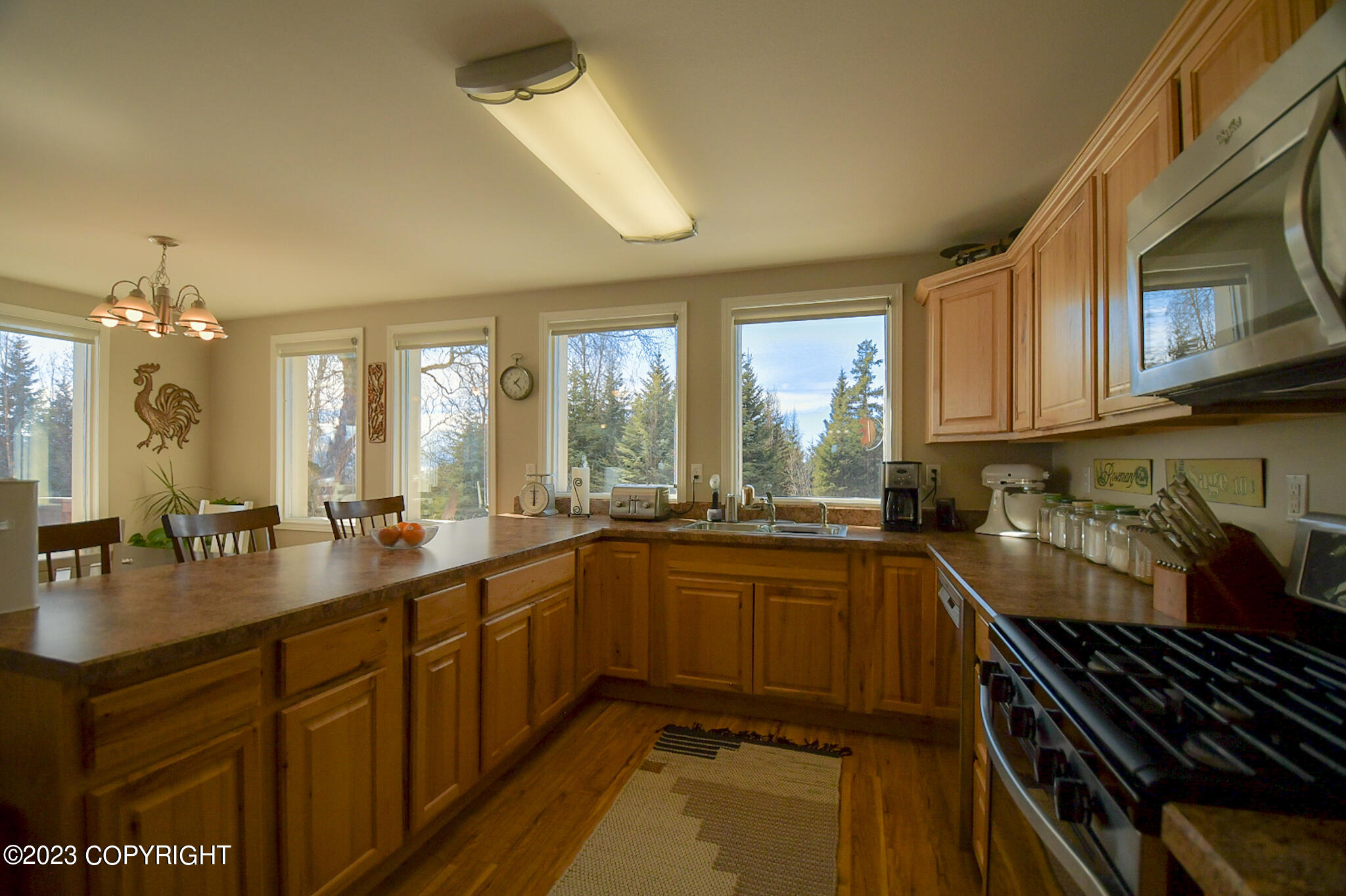 38450 Woody Circle