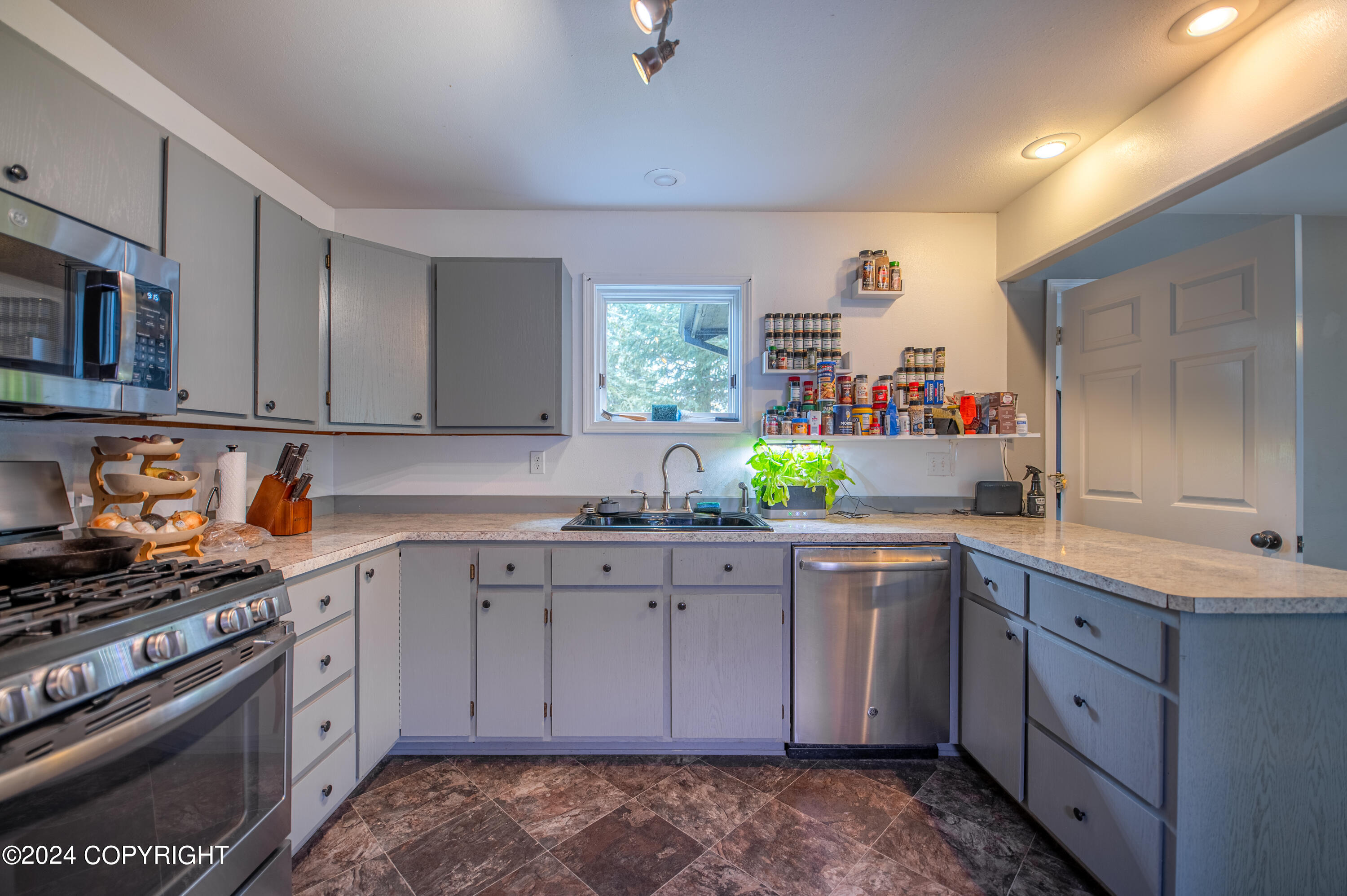63592 Skyline Drive