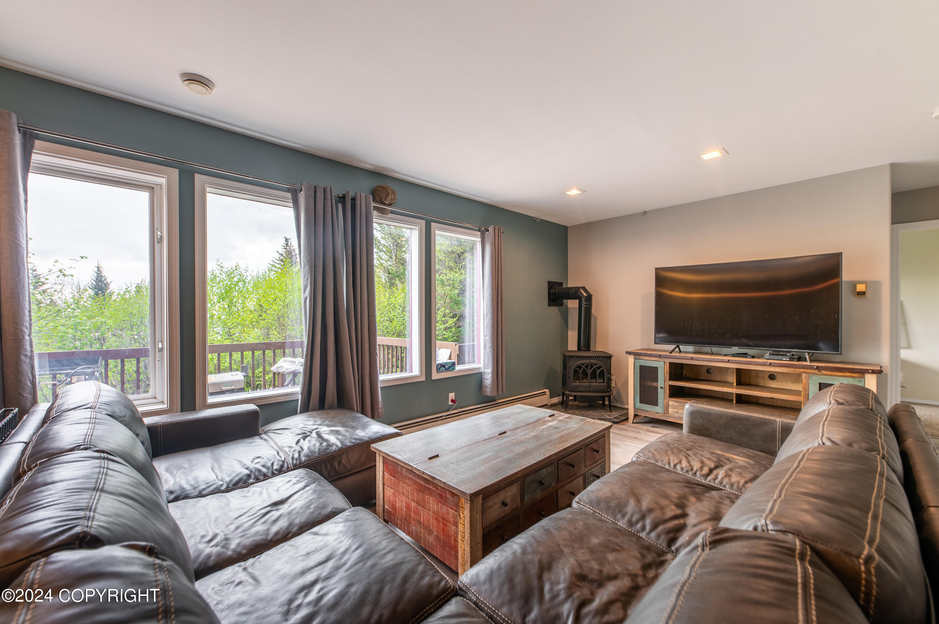 63592 Skyline Drive