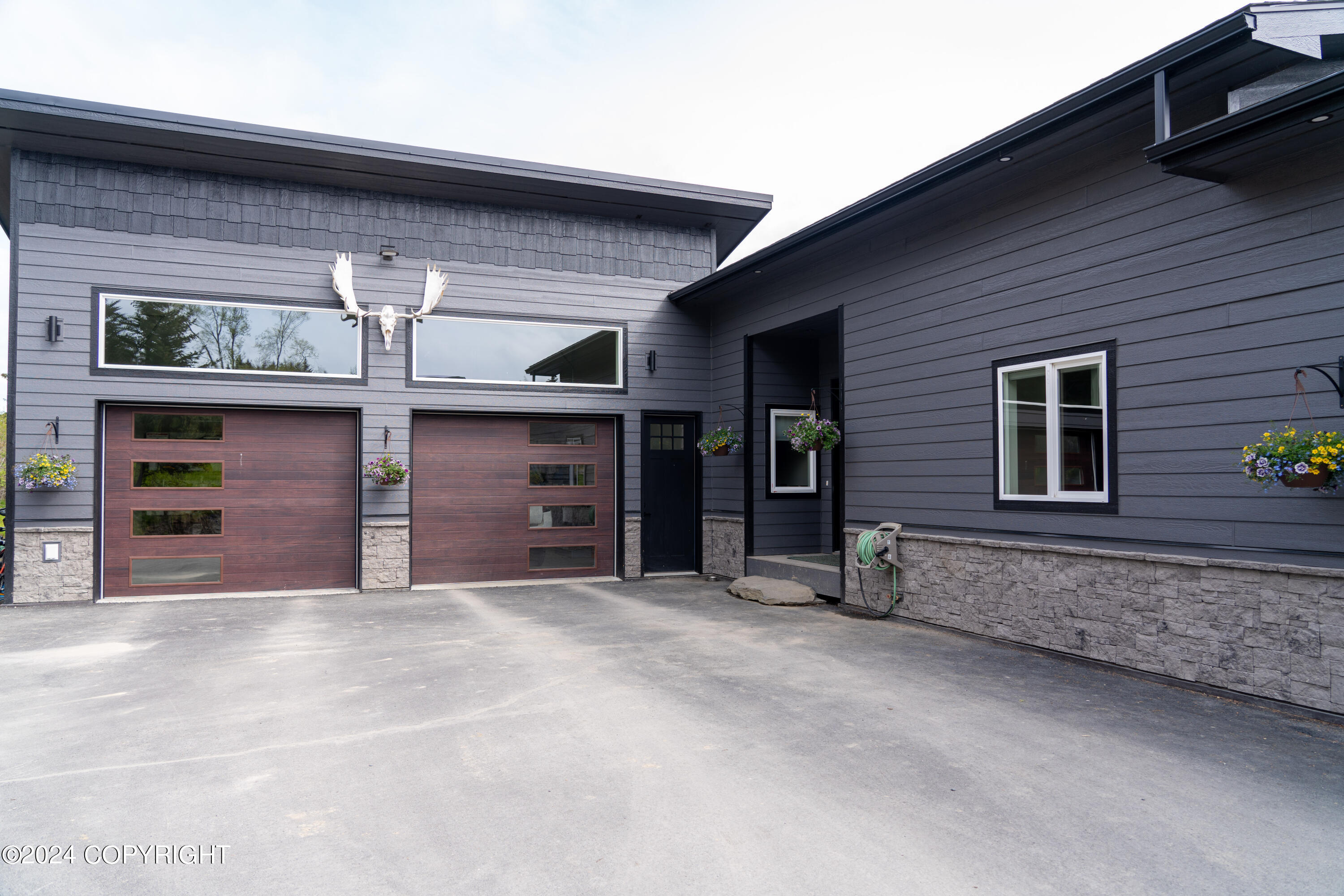3860 Tajen Lane