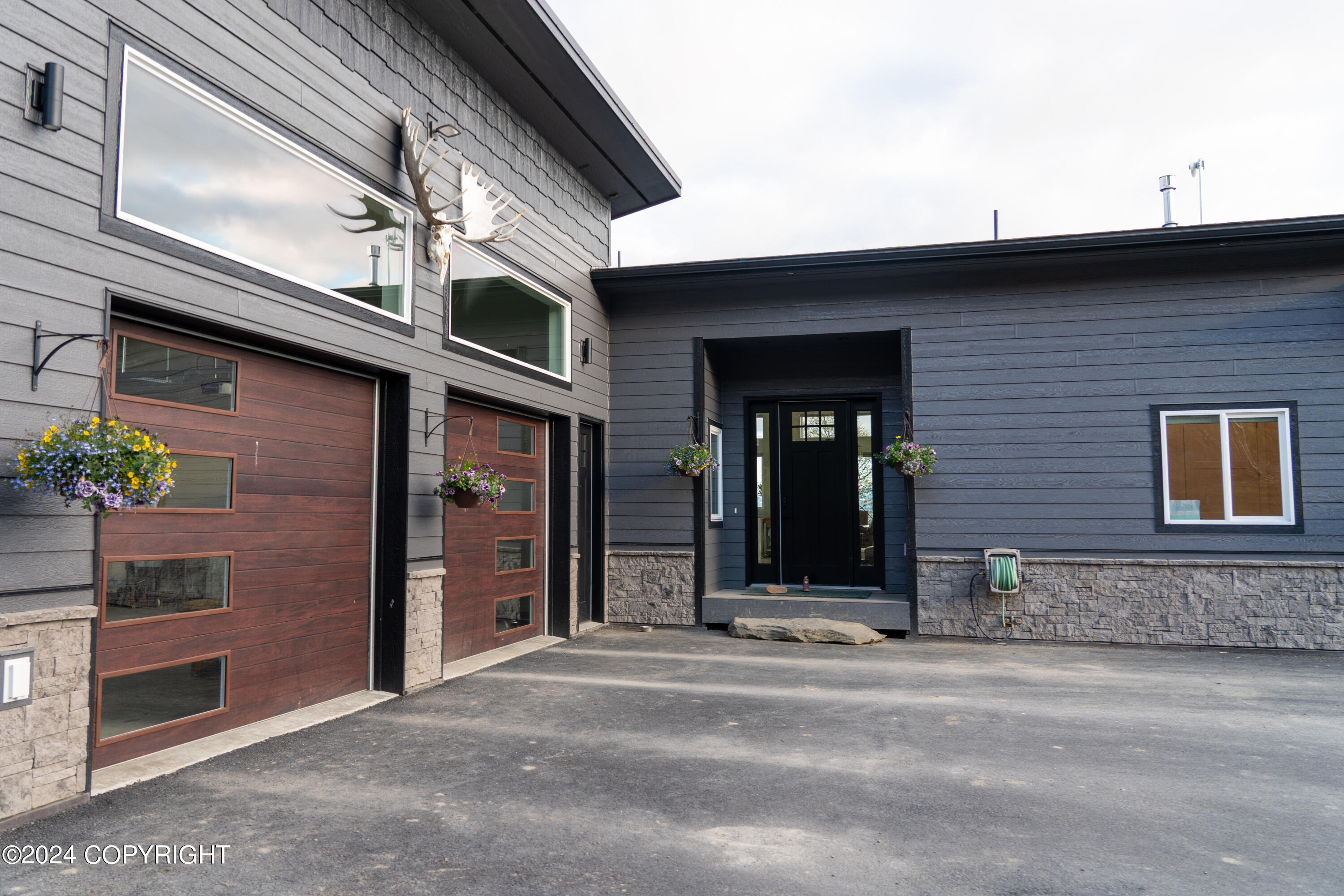3860 Tajen Lane
