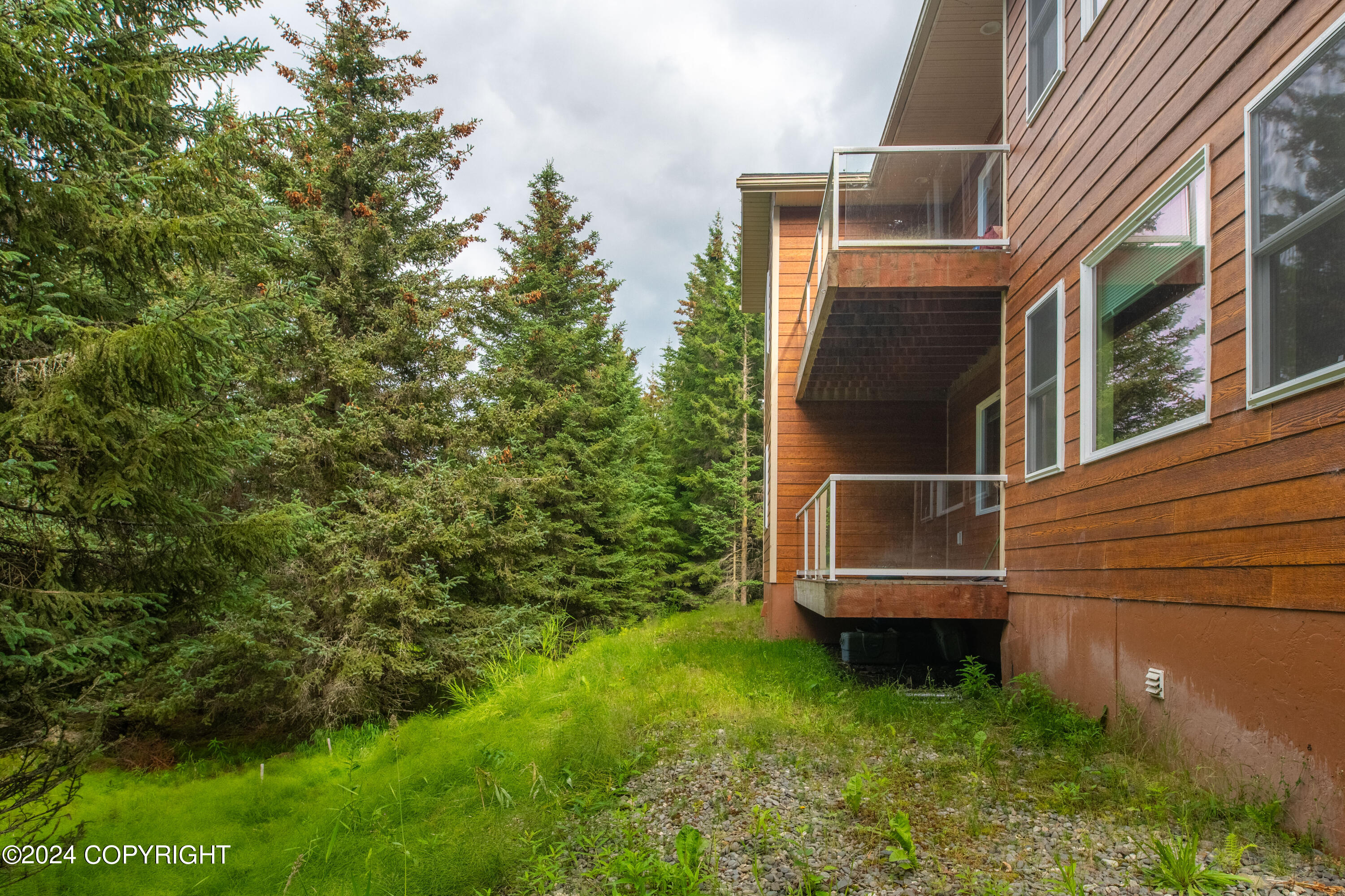 1496 Lakeshore Drive