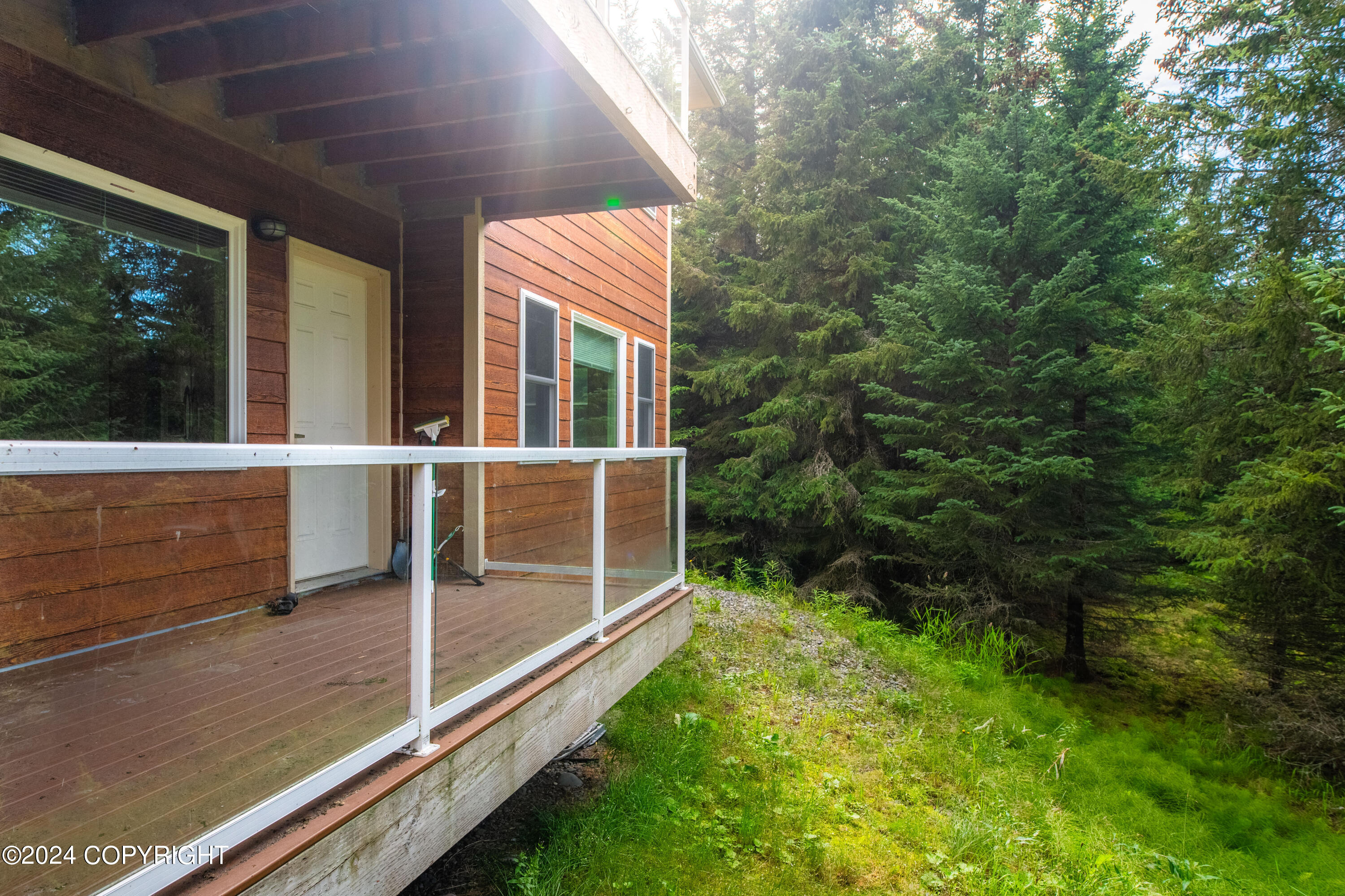 1496 Lakeshore Drive