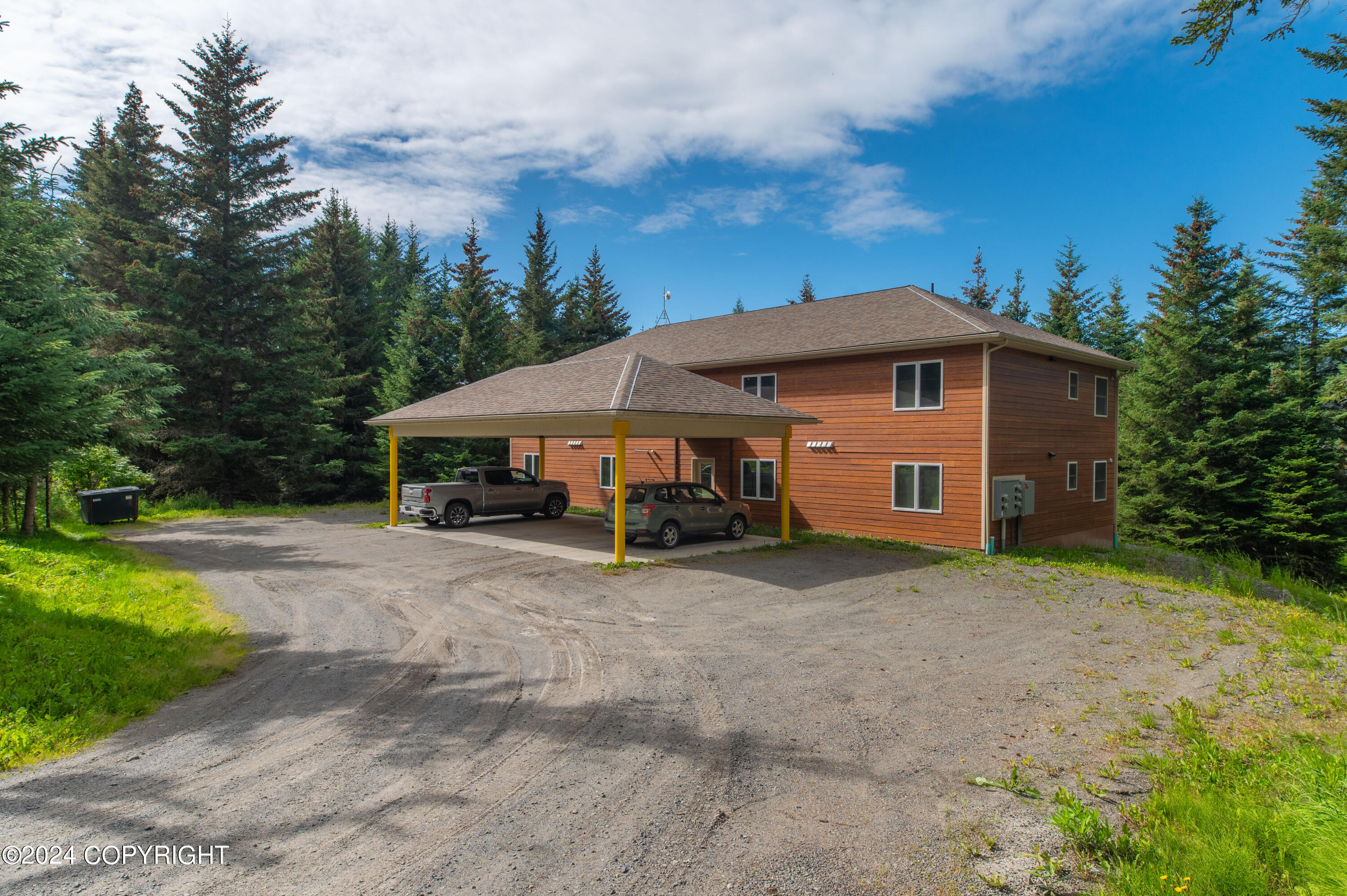 1496 Lakeshore Drive