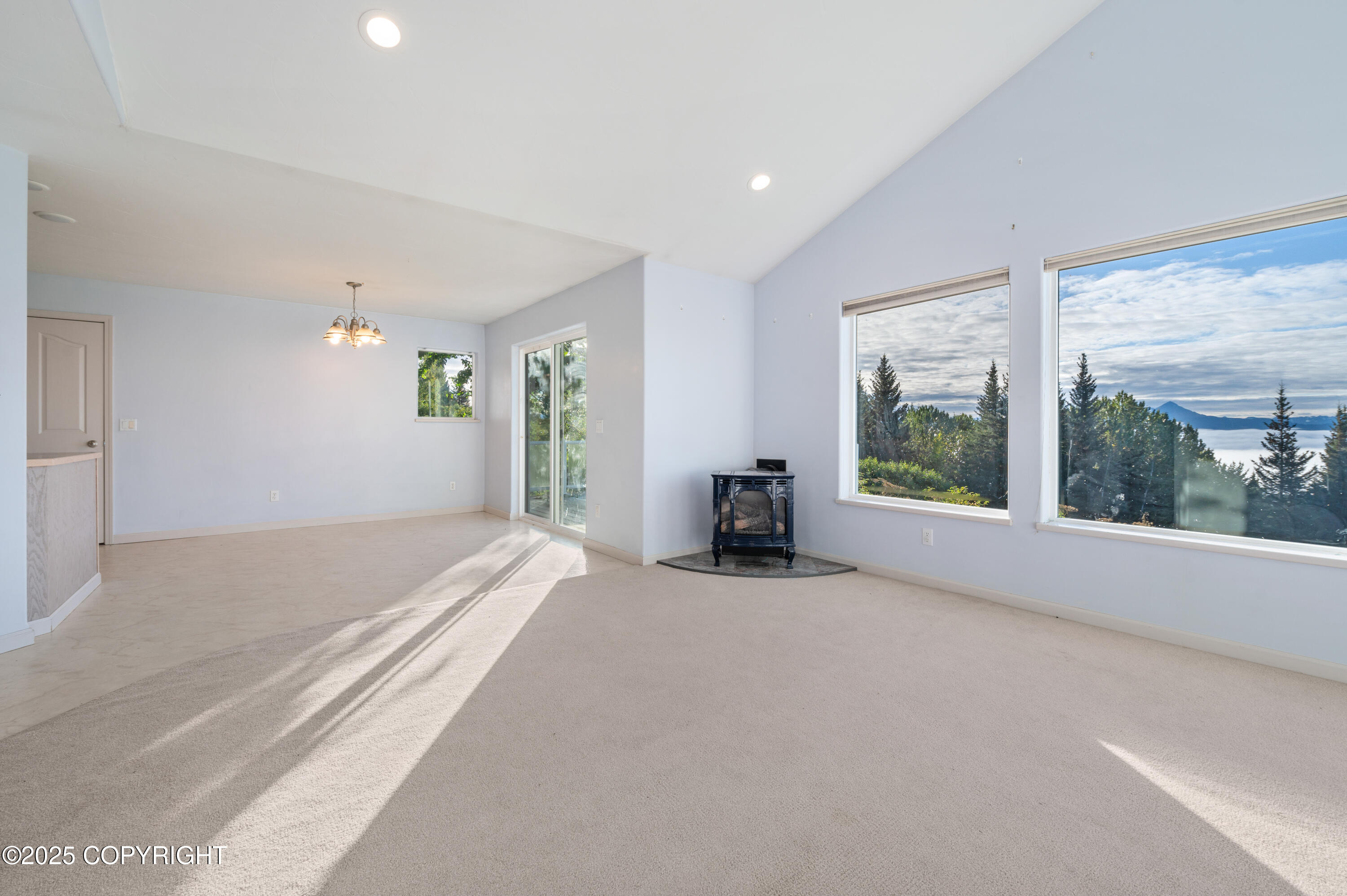 1384 Race Road