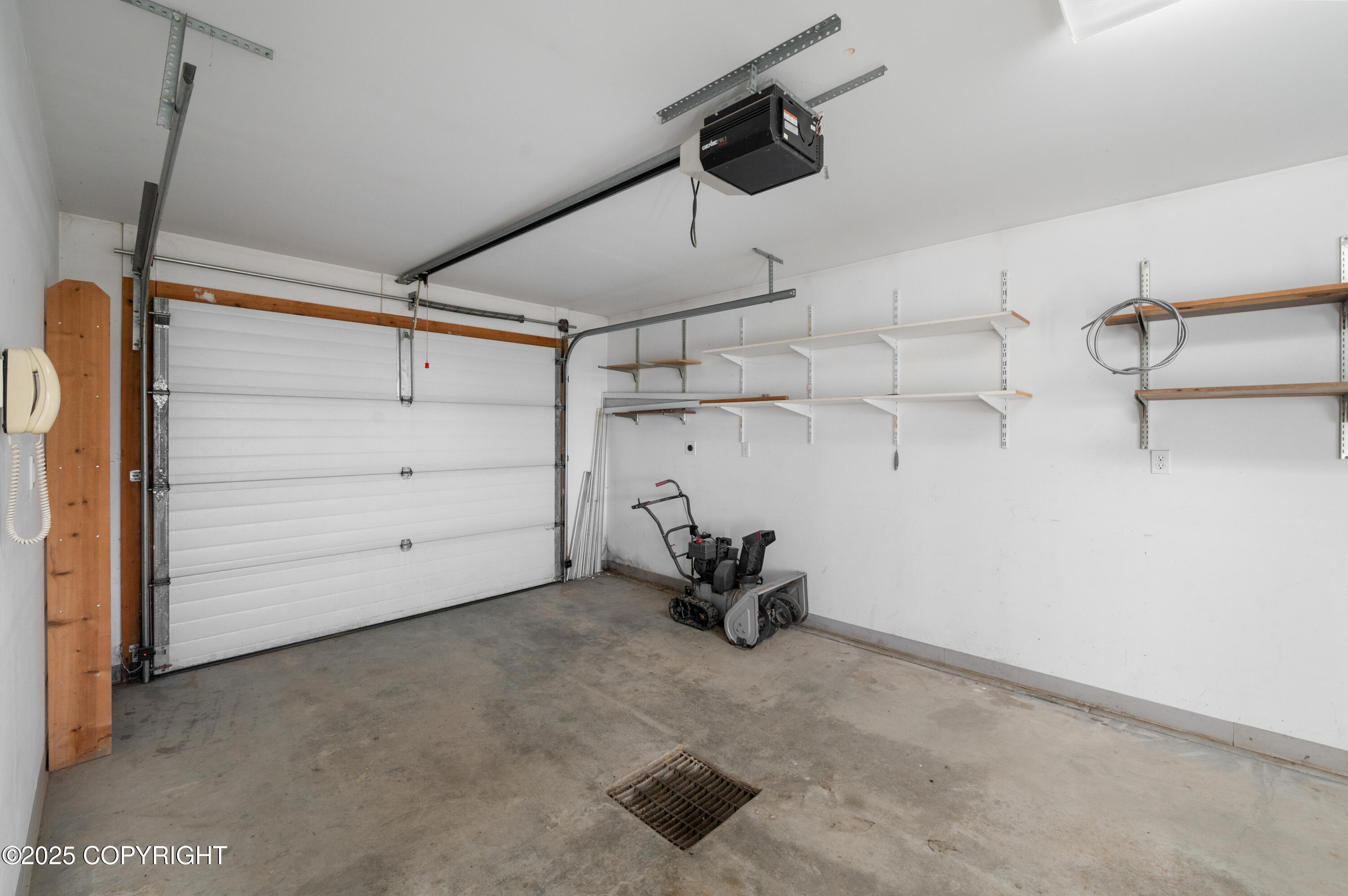 1384 Race Road