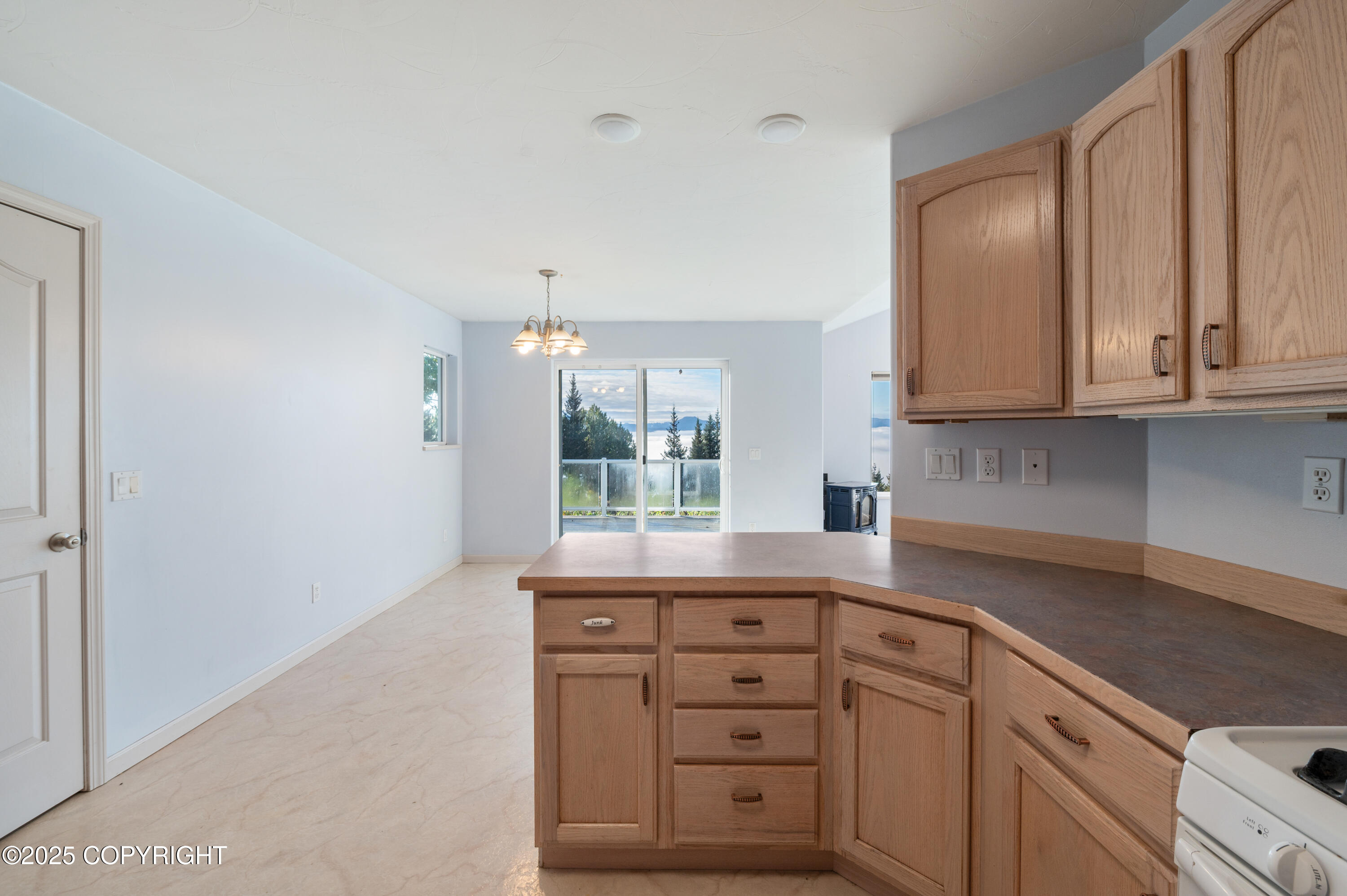 1384 Race Road