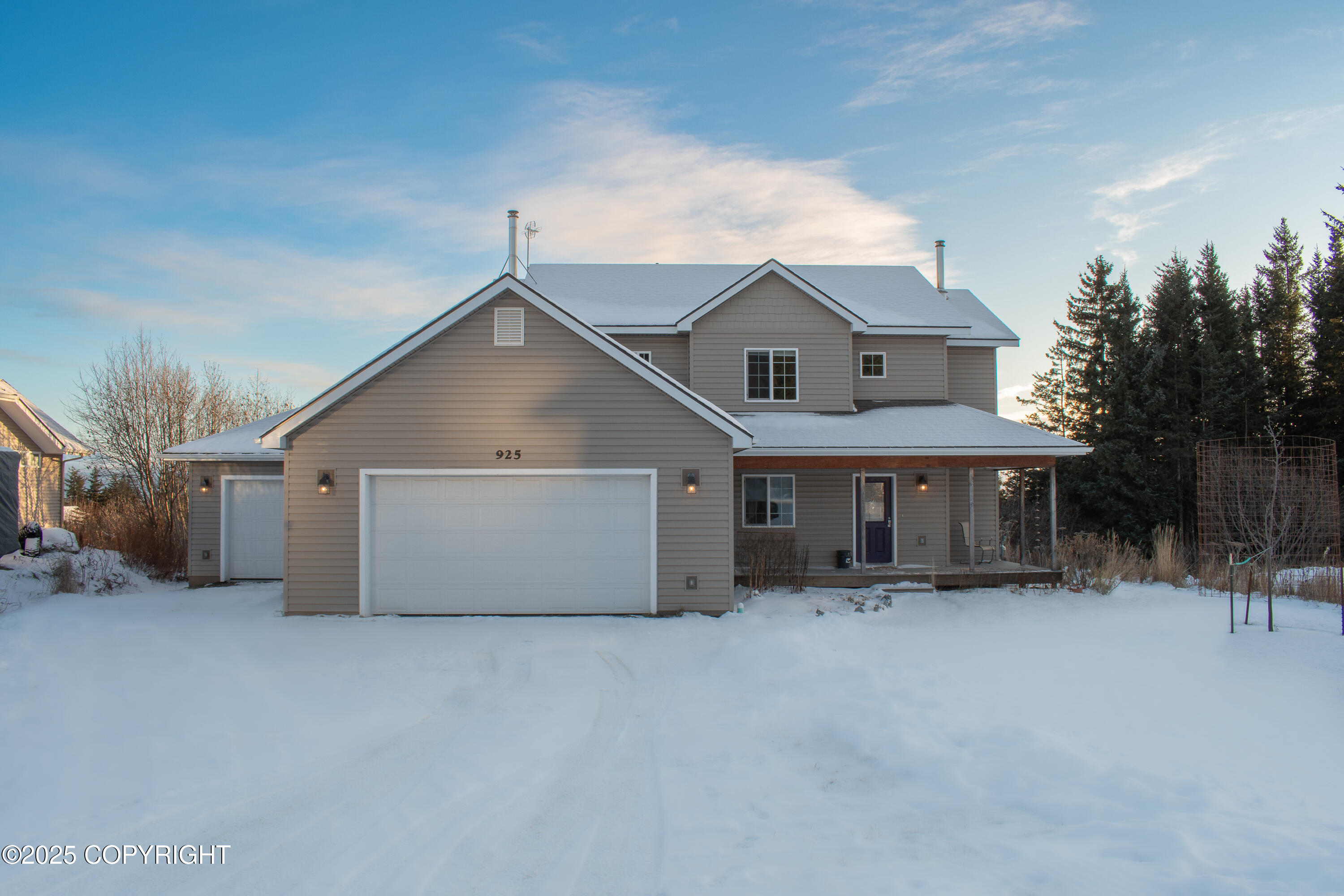 925 Soundview Avenue