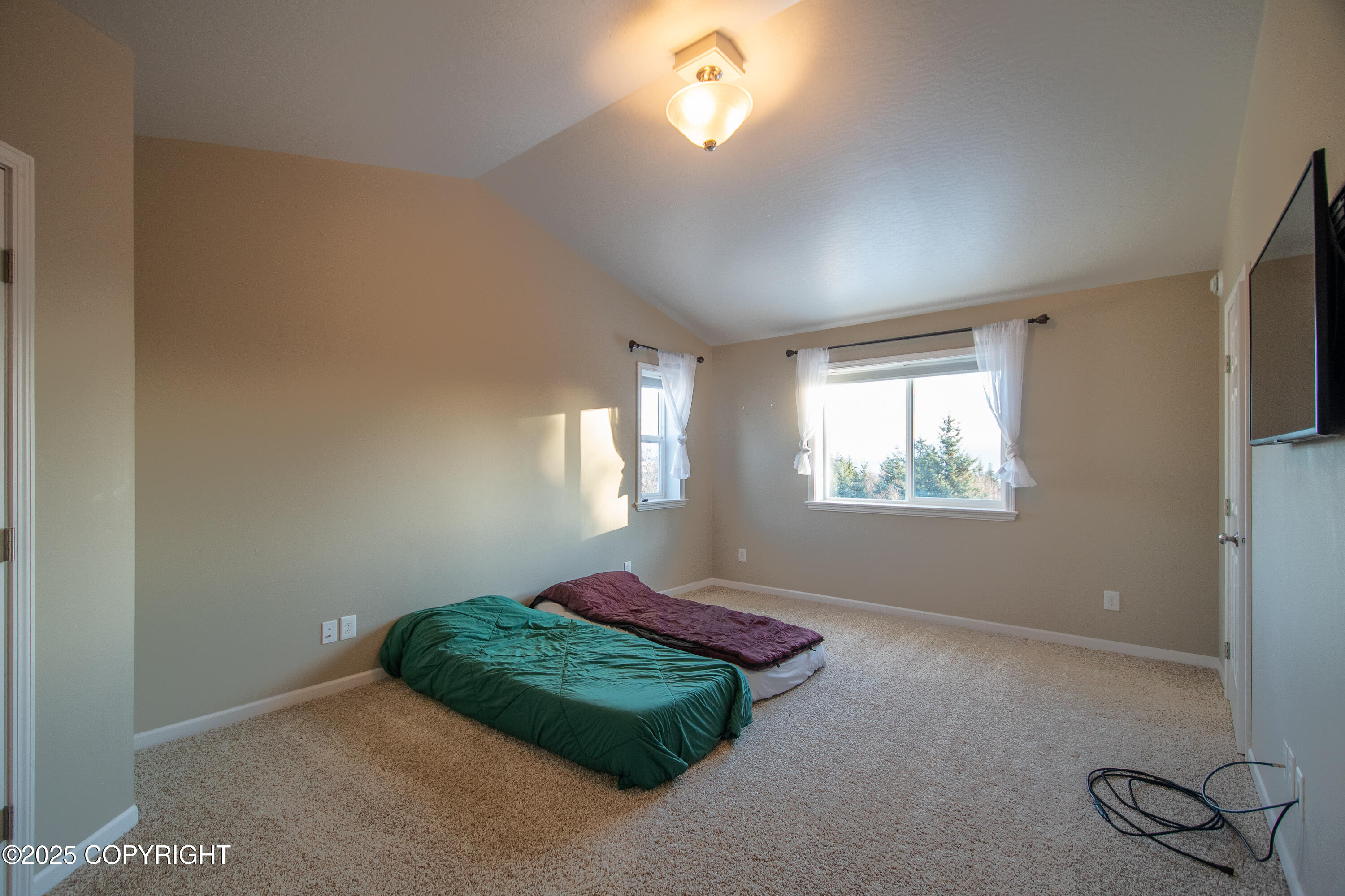 925 Soundview Avenue