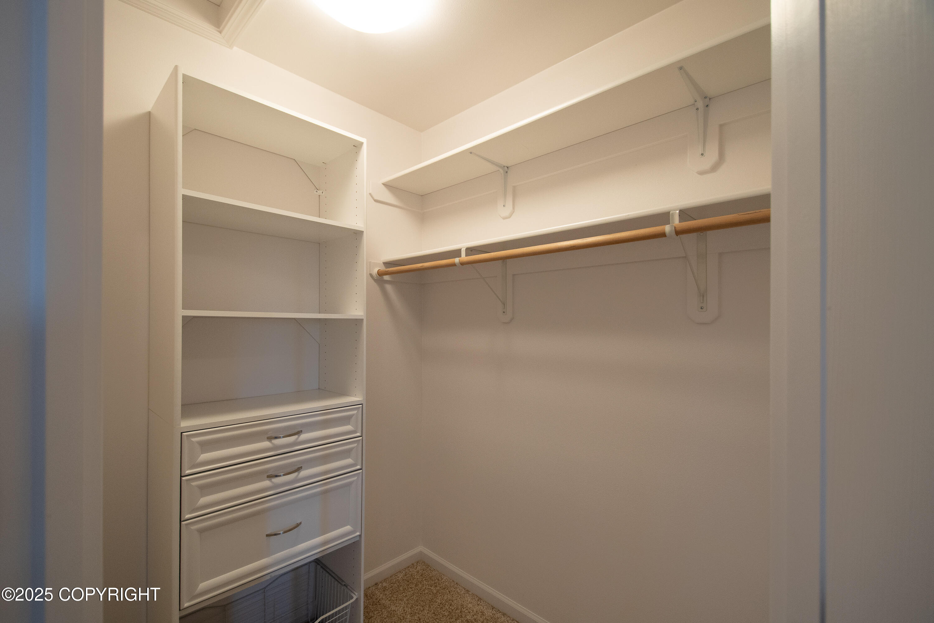 925 Soundview Avenue