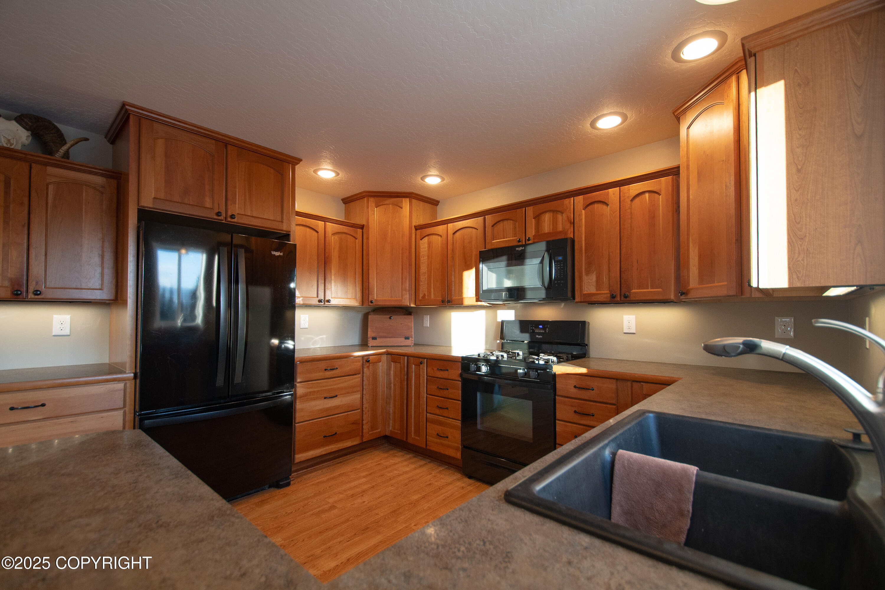 925 Soundview Avenue