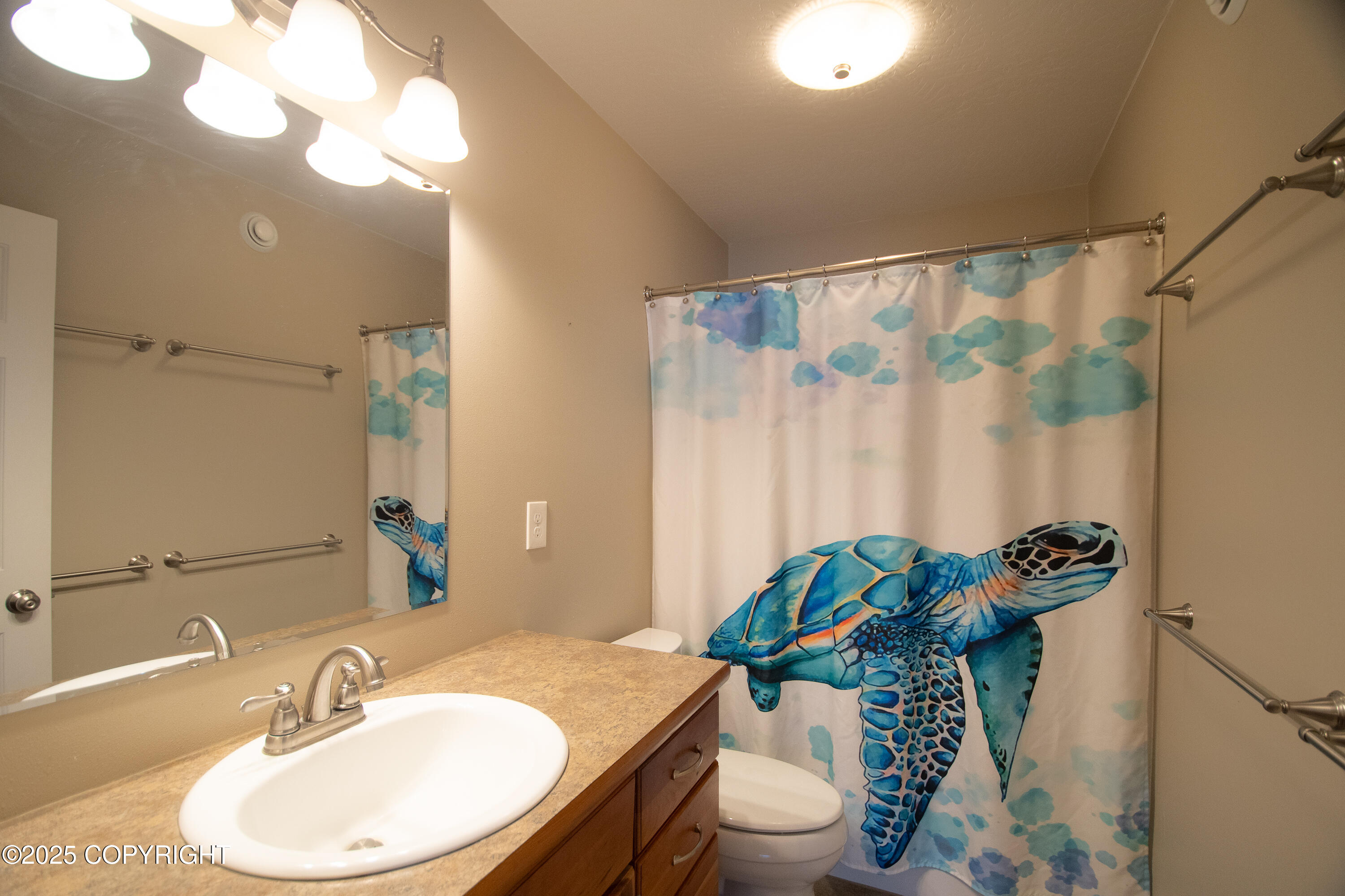 925 Soundview Avenue