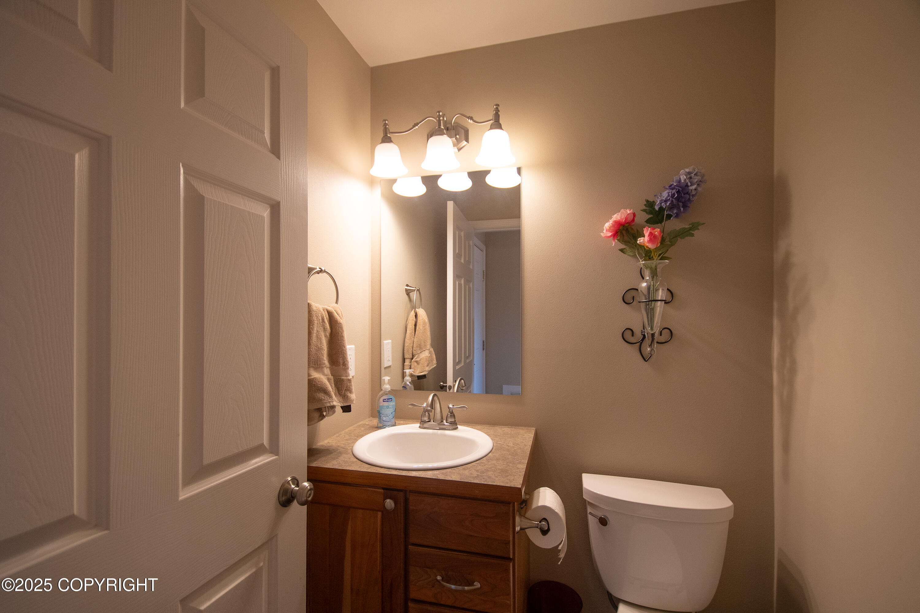 925 Soundview Avenue