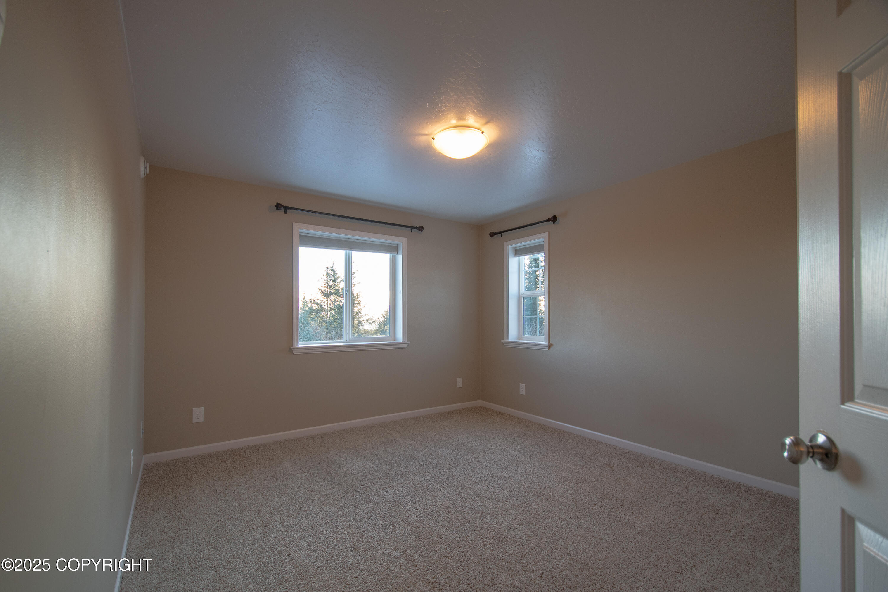 925 Soundview Avenue