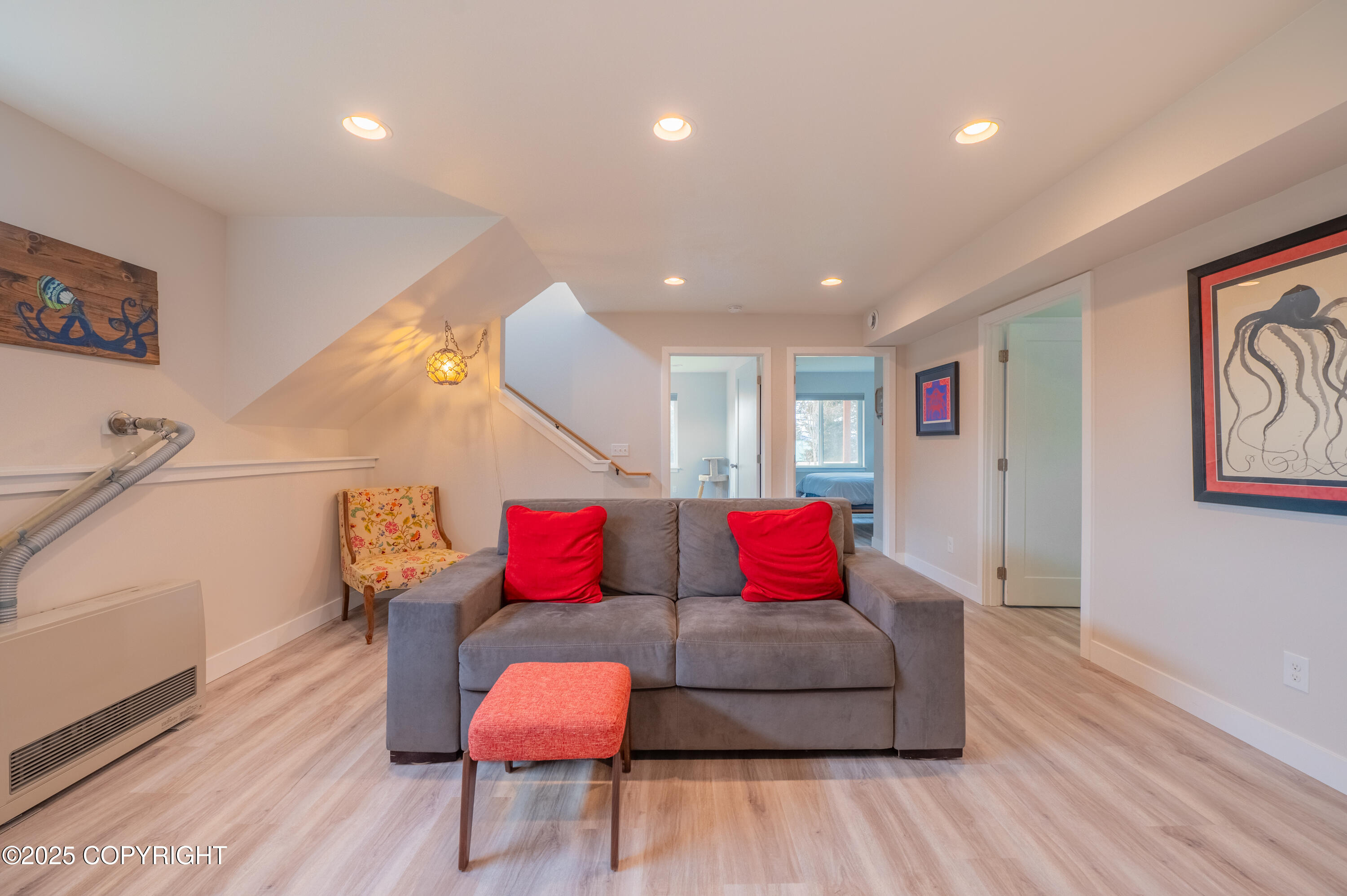 437 W Fairview Avenue