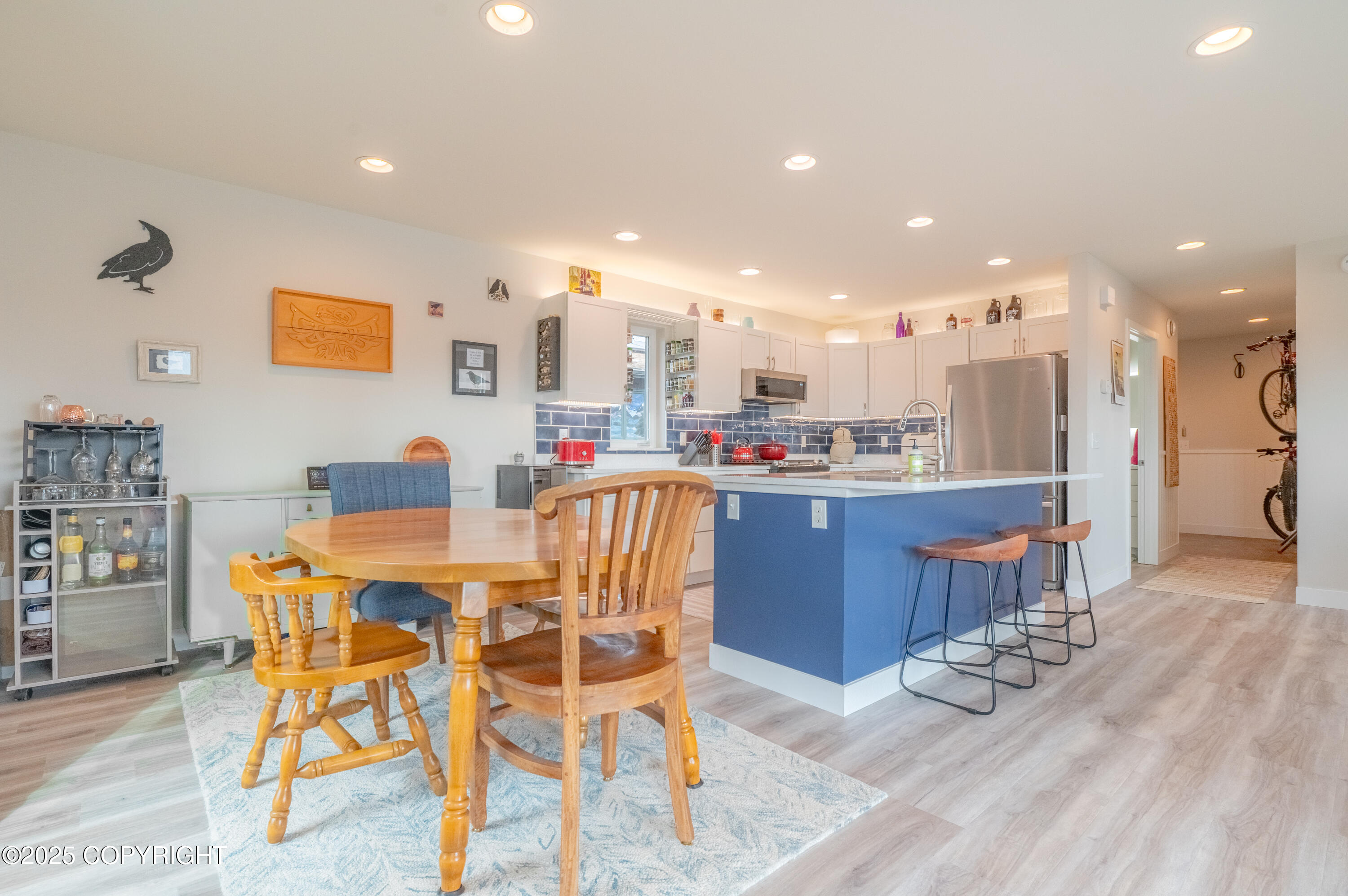 437 W Fairview Avenue