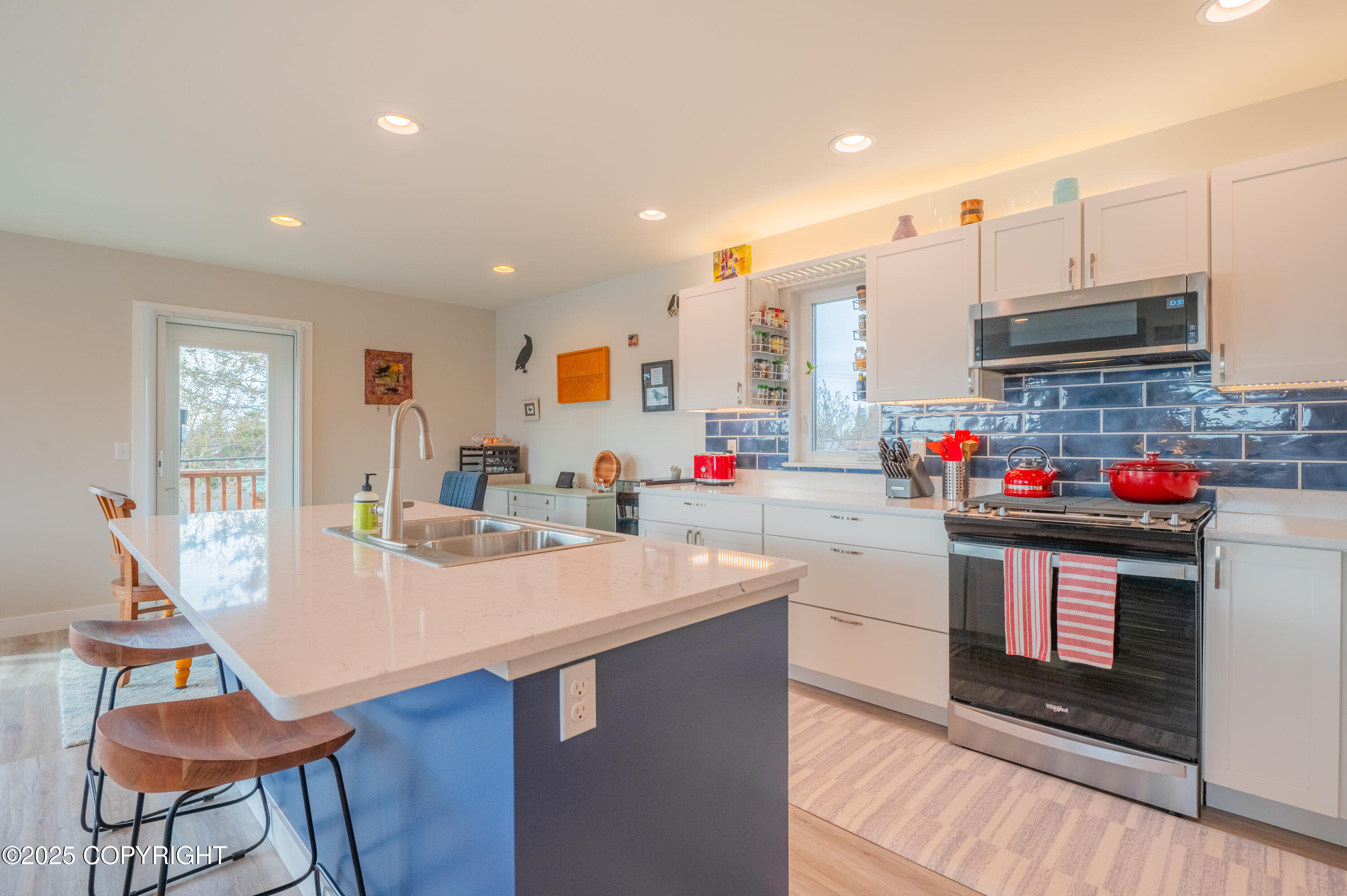 437 W Fairview Avenue