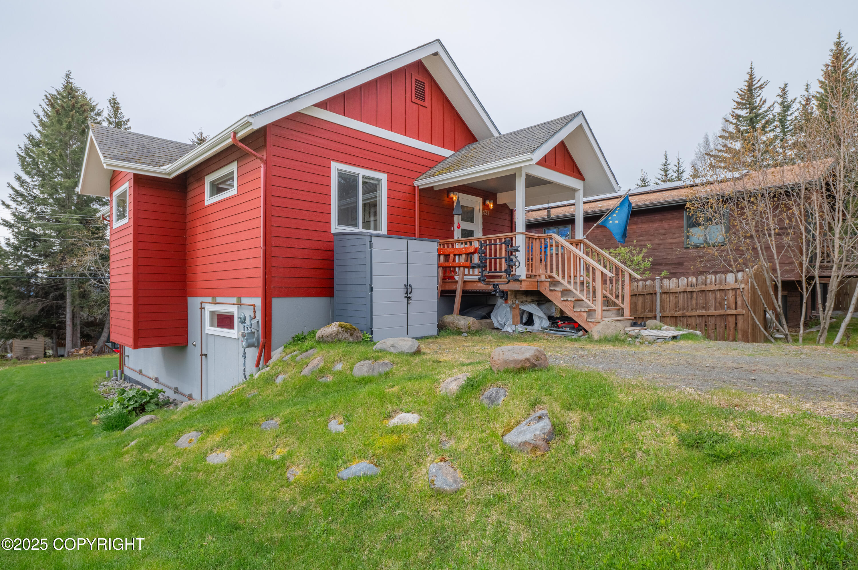 437 W Fairview Avenue