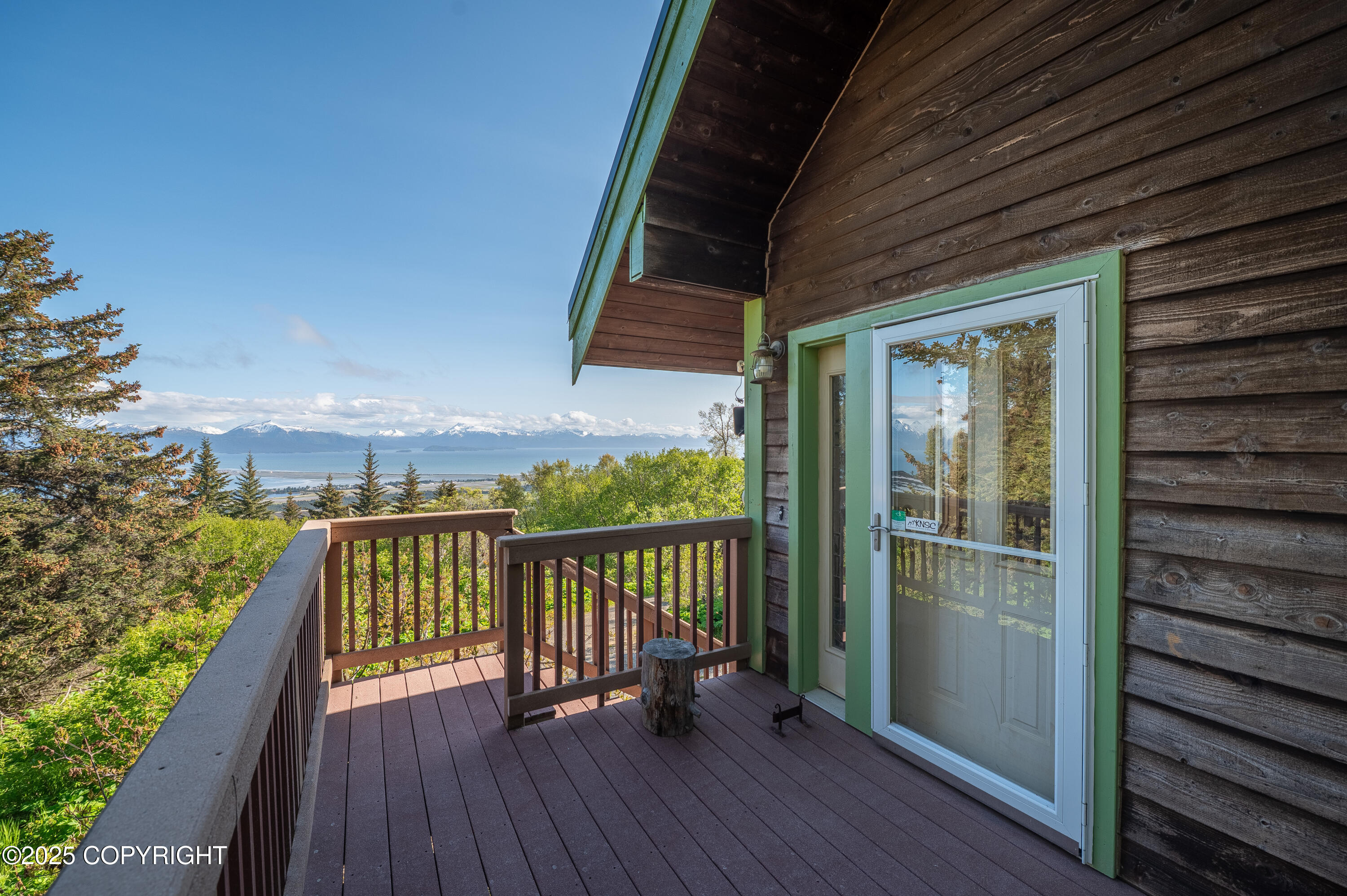 2032 Horizon Court