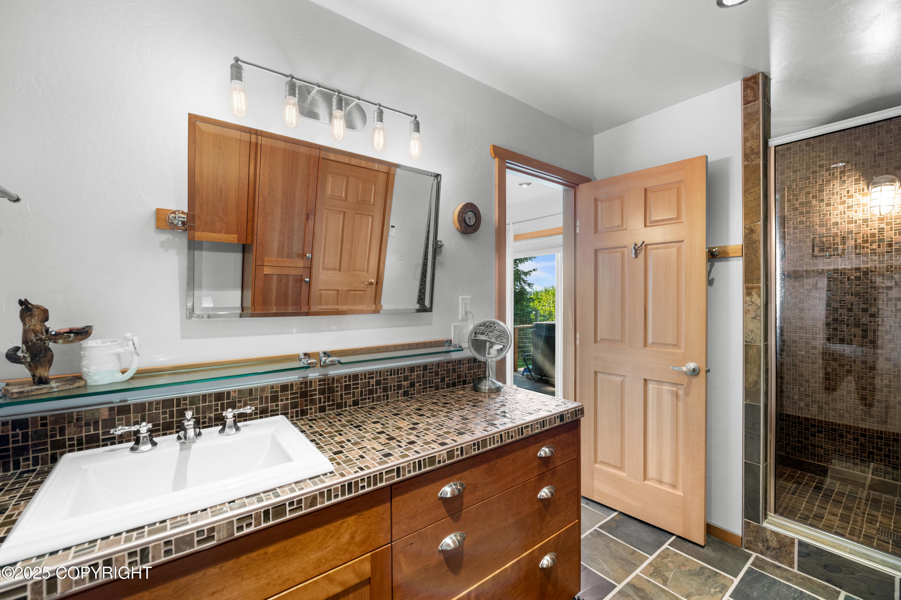 2500 W Highland Drive