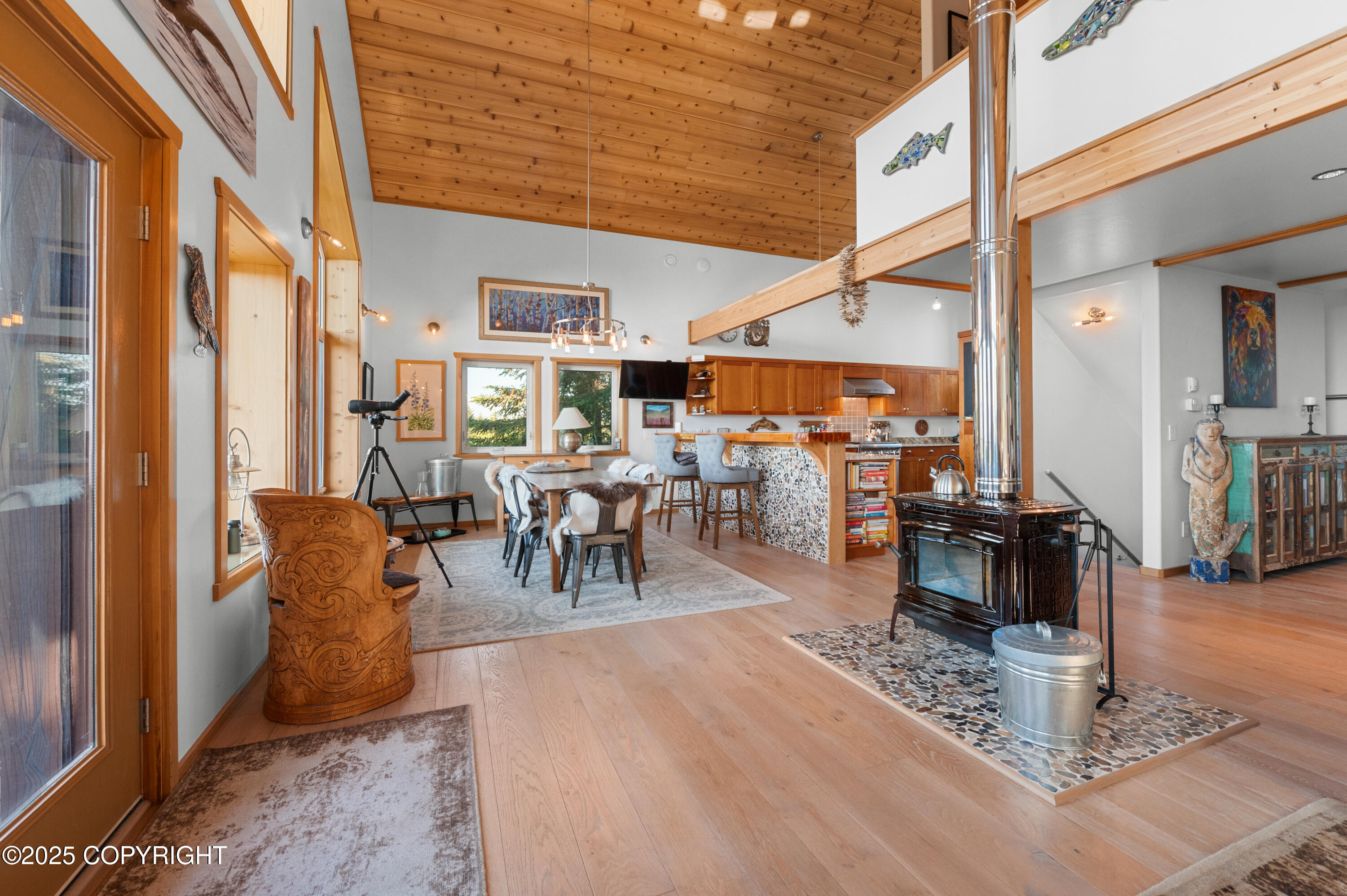 2500 W Highland Drive