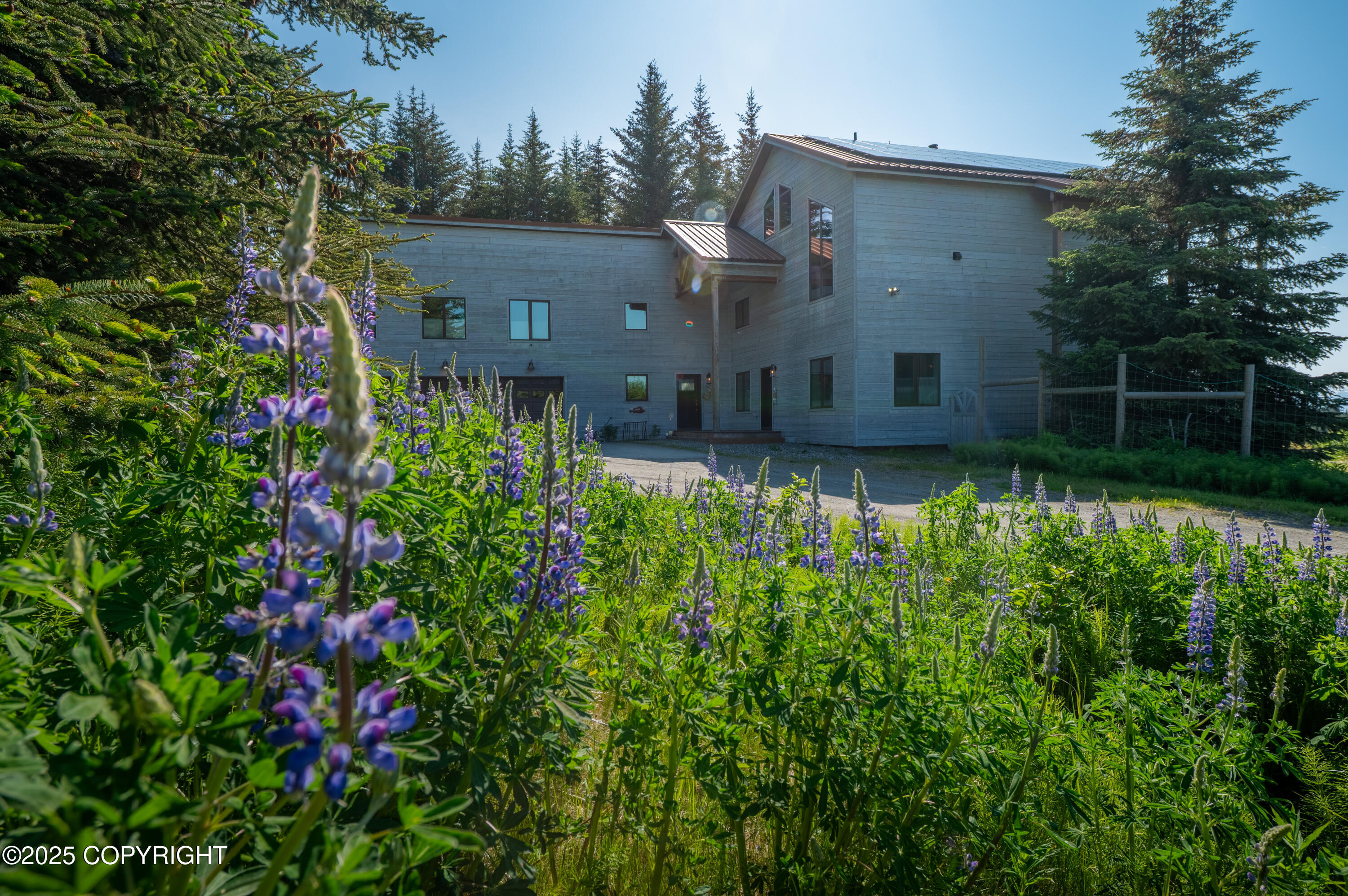 2500 W Highland Drive