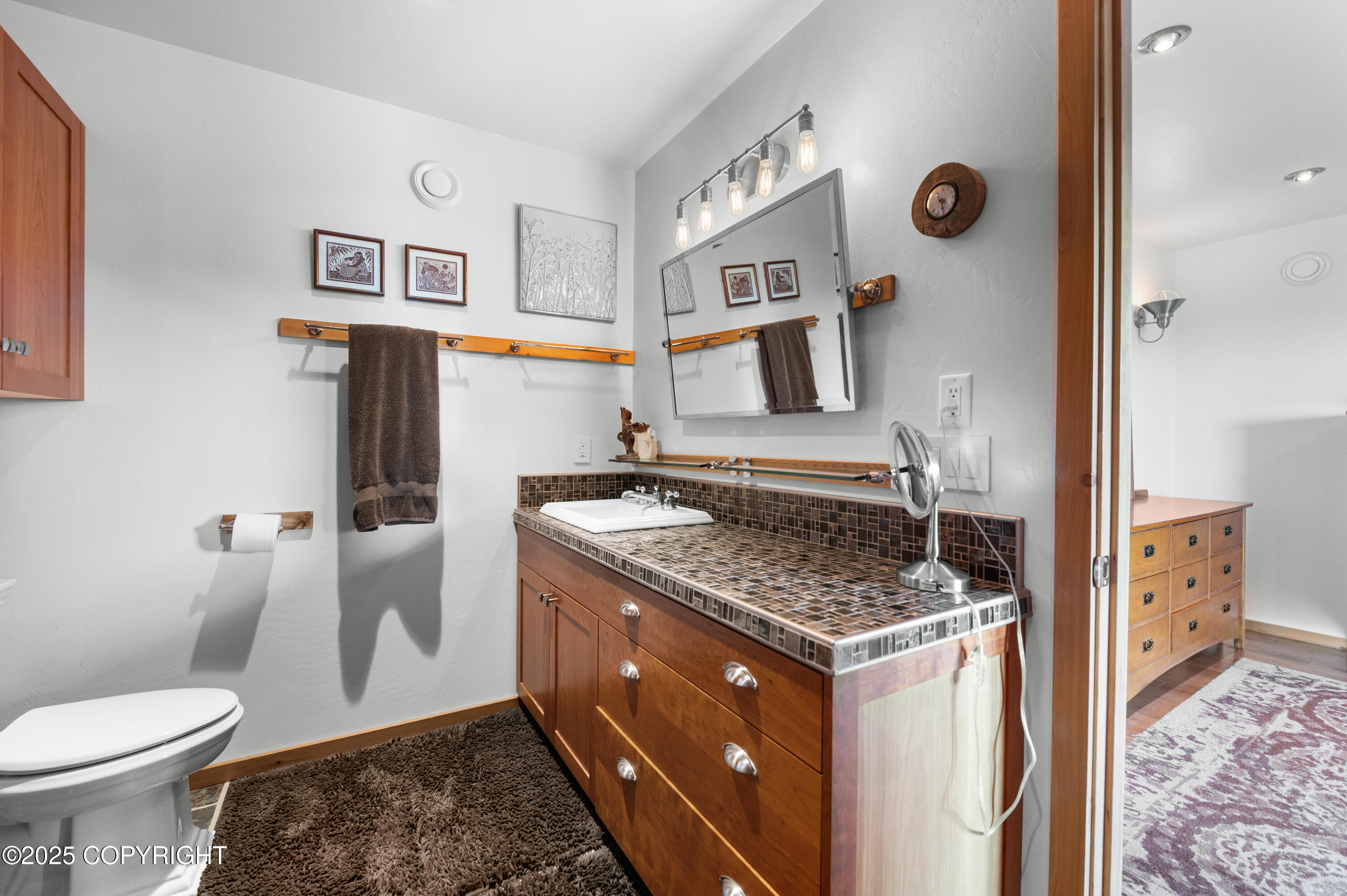 2500 W Highland Drive