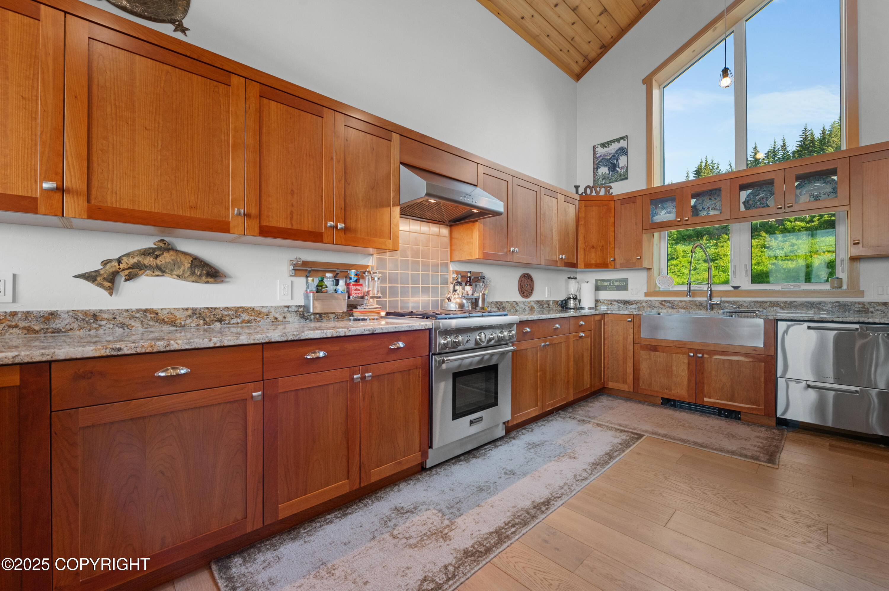 2500 W Highland Drive