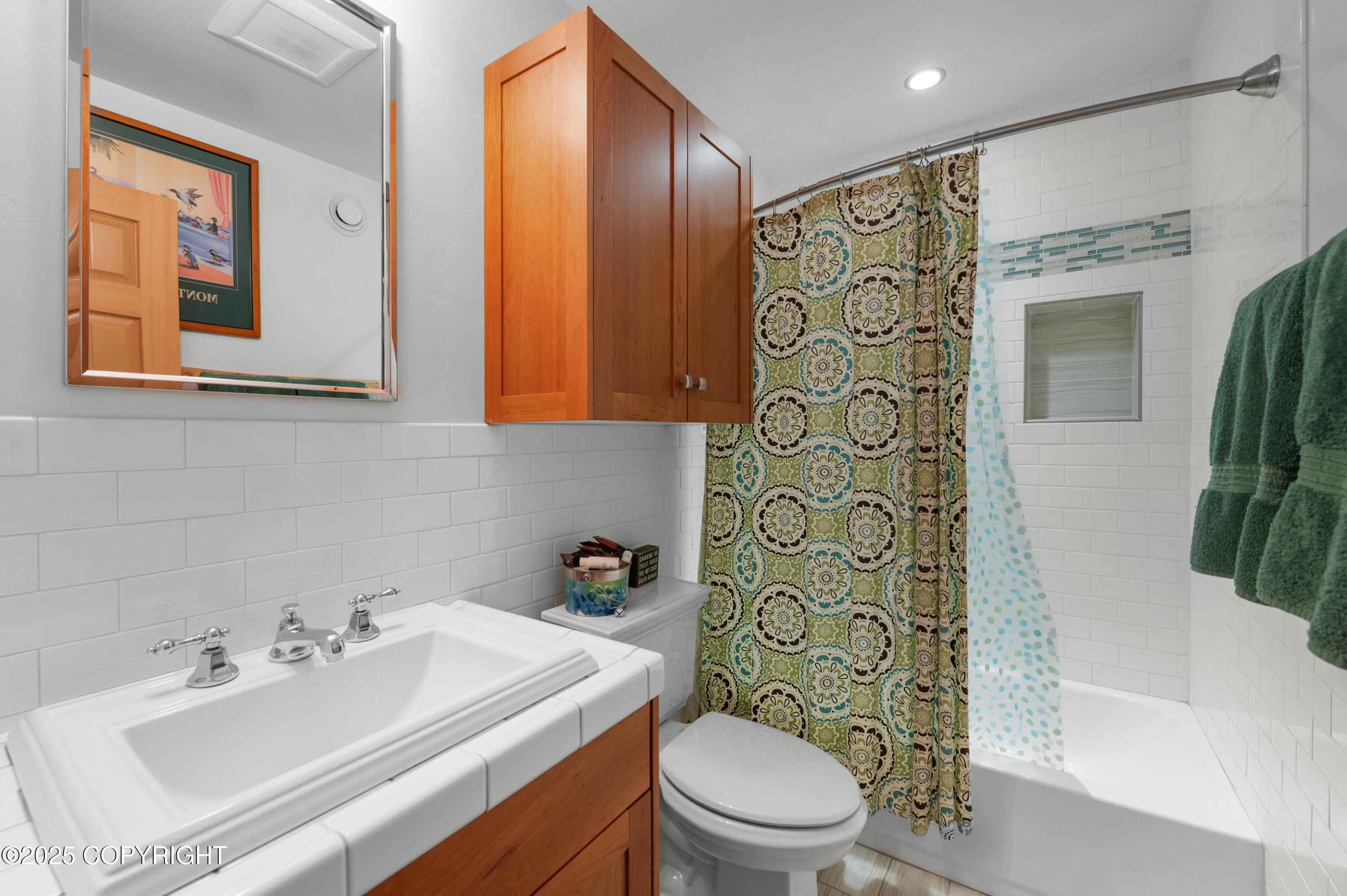 2500 W Highland Drive