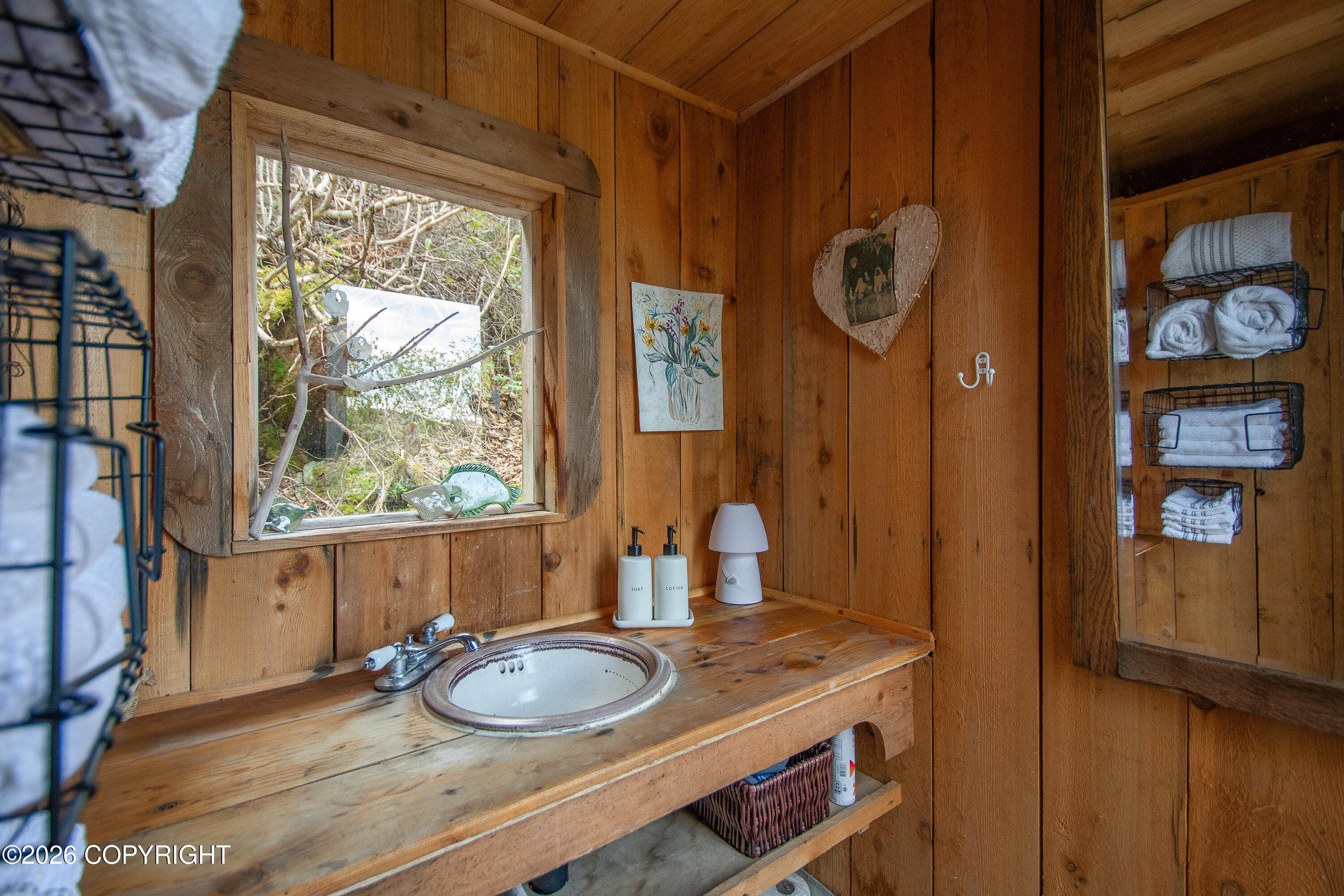 51151 Halibut Cove REM SW