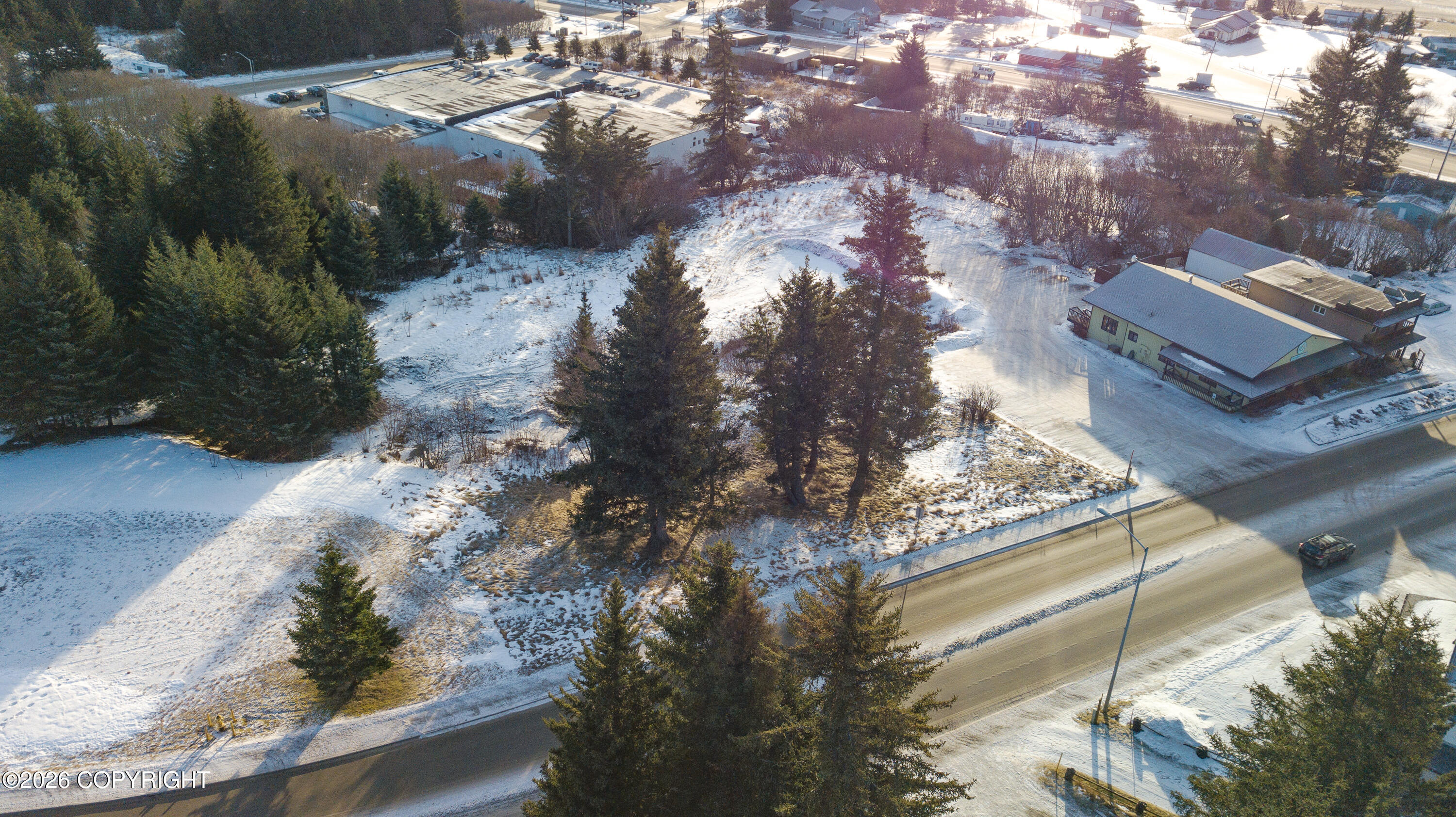 305 W Pioneer Avenue