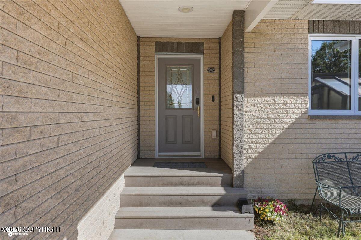 502 Rangeview Avenue