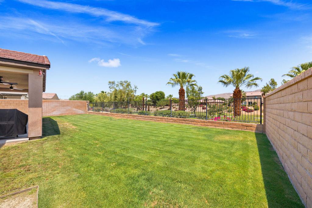 82144 Paradiso Drive