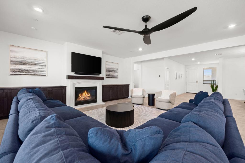 82144 Paradiso Drive